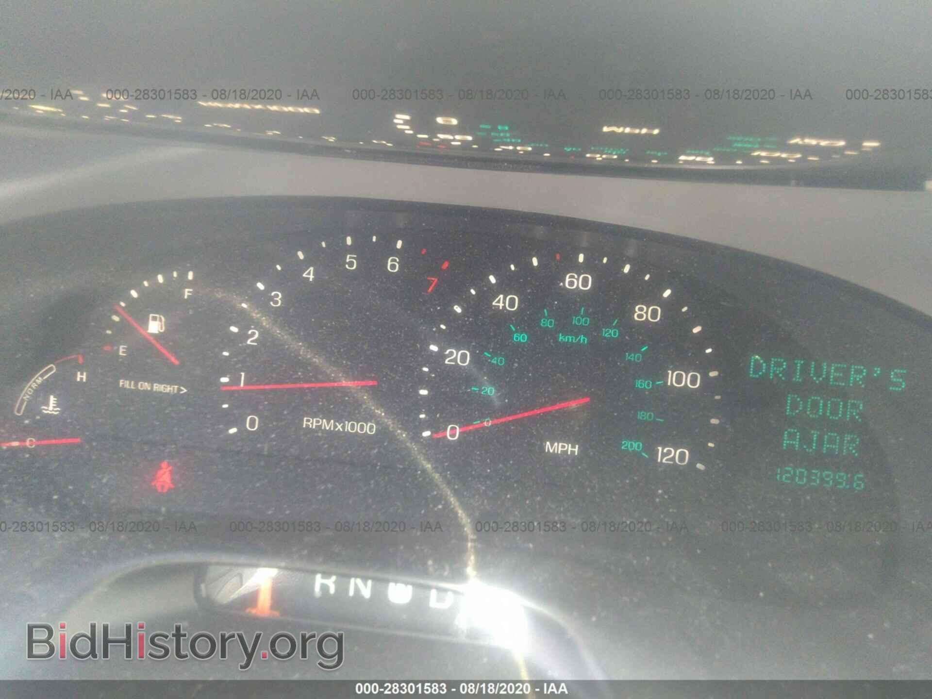 1997 LINCOLN CONTINENTAL - VIN: 1LNLM97V1VY623669 - Фото 7