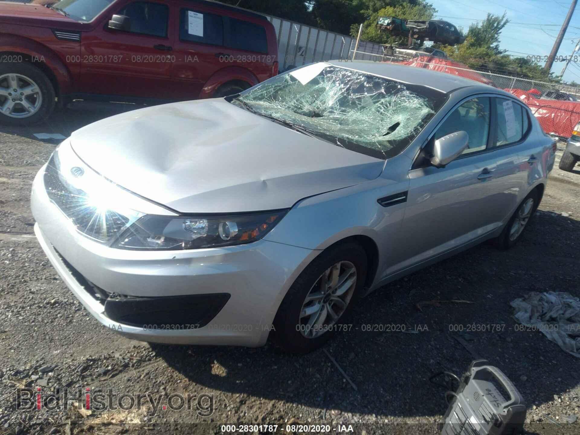 2011 KIA OPTIMA - VIN: KNAGM4A77B5055098 - Фото 2