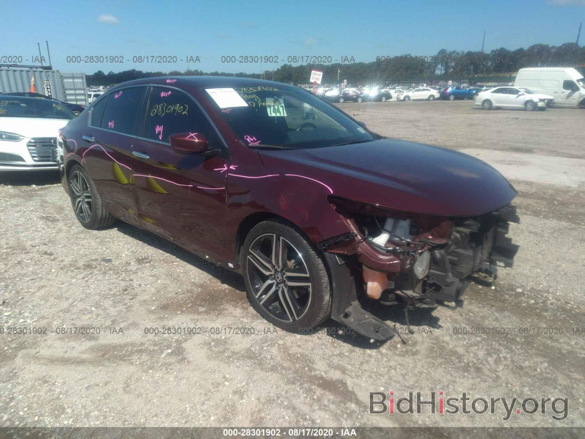 Photo 1HGCR2F51HA230400 - HONDA ACCORD SEDAN 2017