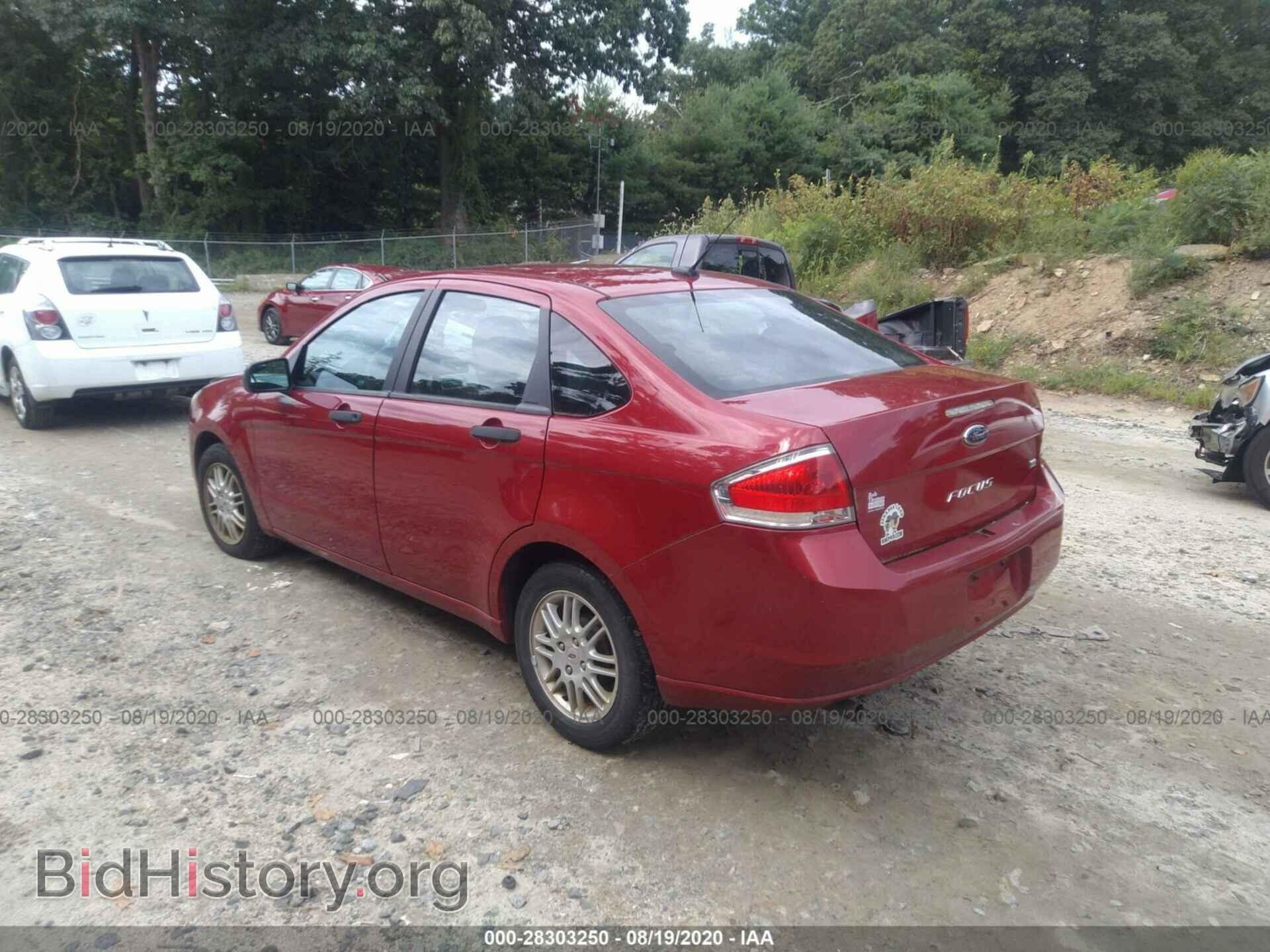 2011 FORD FOCUS - VIN: 1FAHP3FN3BW132131 - Фото 3