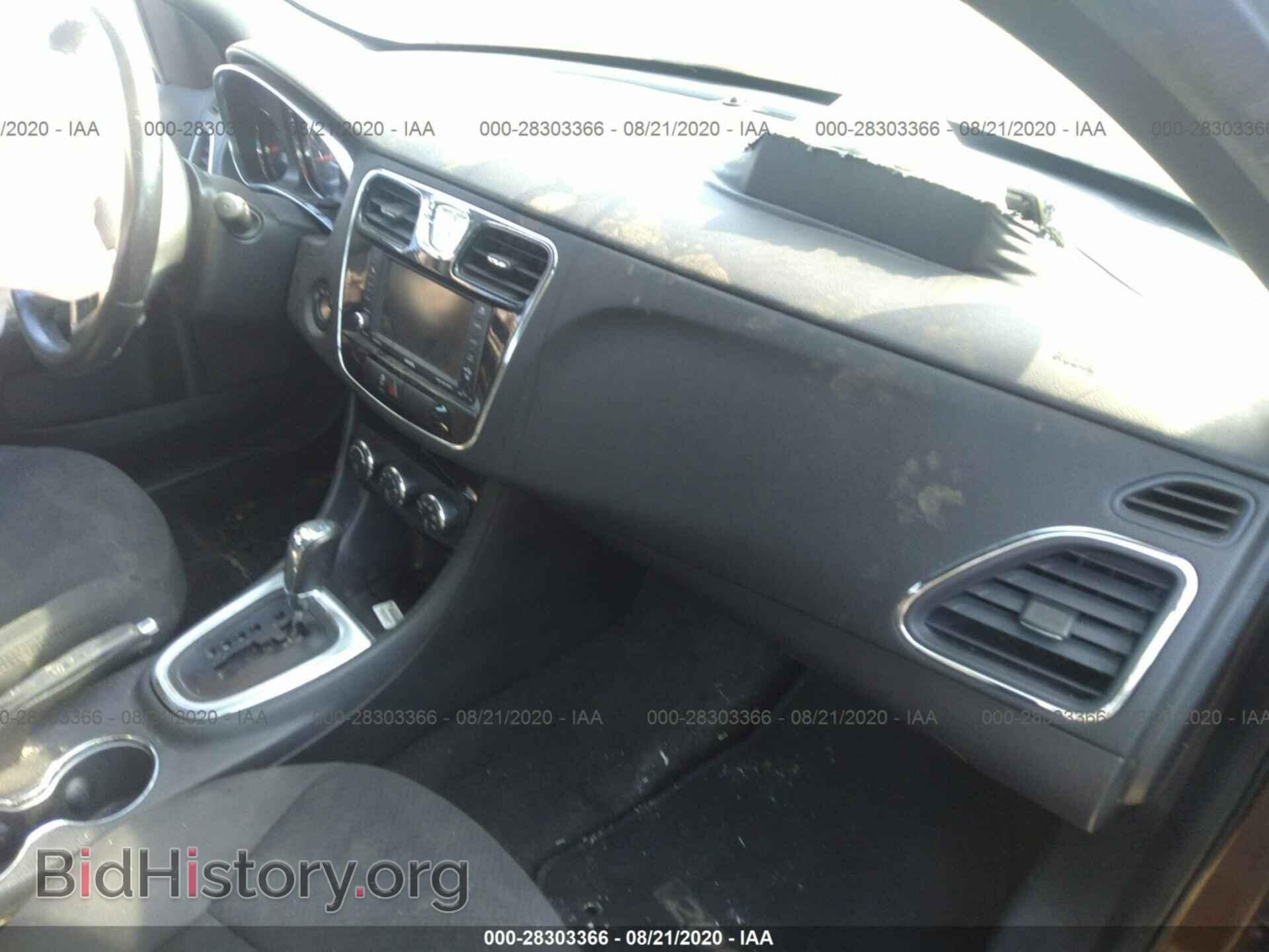 2012 CHRYSLER 200 - VIN: 1C3CCBBB6CN300216 - Фото 5