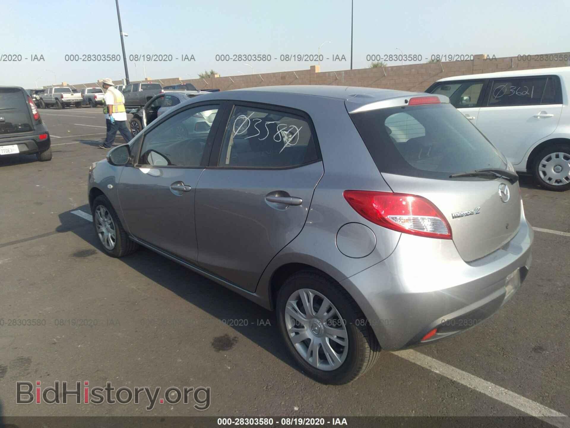 2013 MAZDA MAZDA2 - VIN: JM1DE1KZ6D0169157 - Фото 3