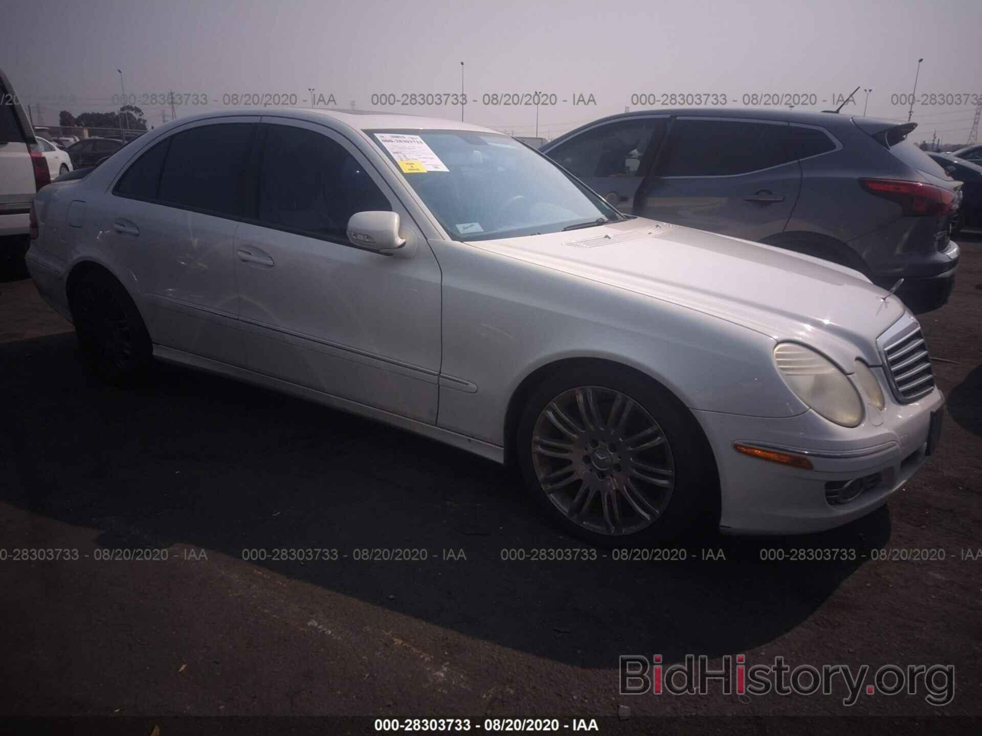 Photo WDBUF56X17B147510 - MERCEDES-BENZ E-CLASS 2007