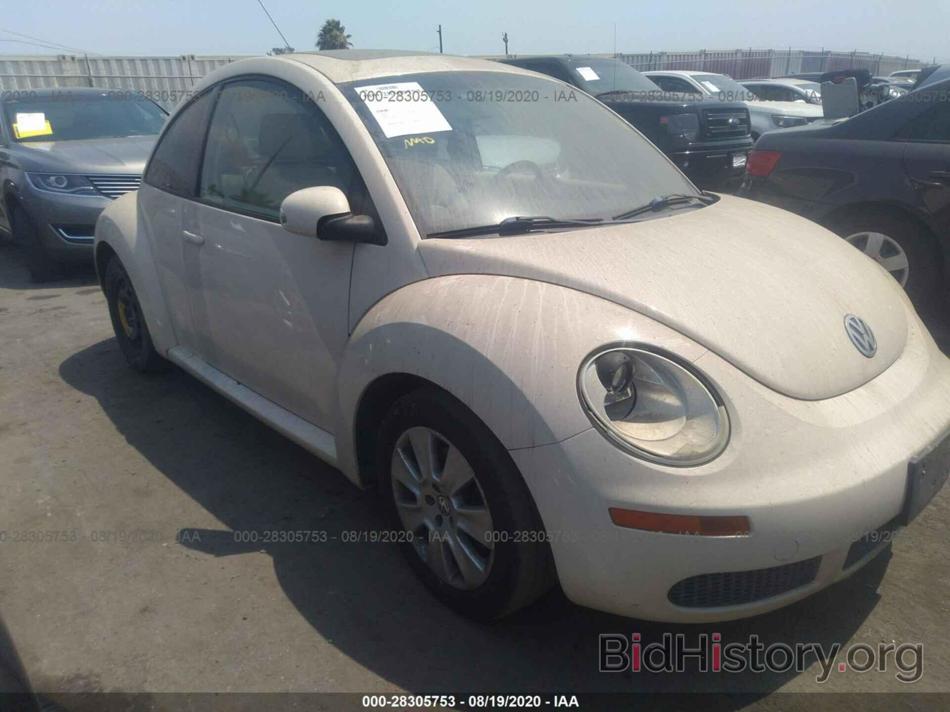 Photo 3VWRG3AG8AM014353 - VOLKSWAGEN NEW BEETLE COUPE 2010