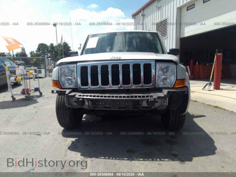 2006 Jeep COMMANDER (VIN 1J8HH58N26C140219) — photo 6 of 11