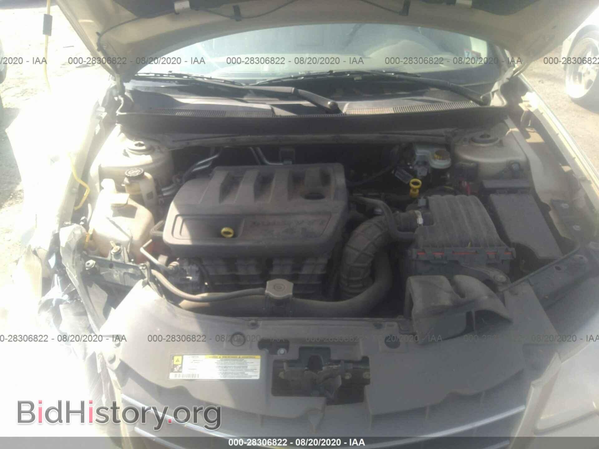 2010 CHRYSLER SEBRING - VIN: 1C3CC5FB0AN166733 - Фото 10