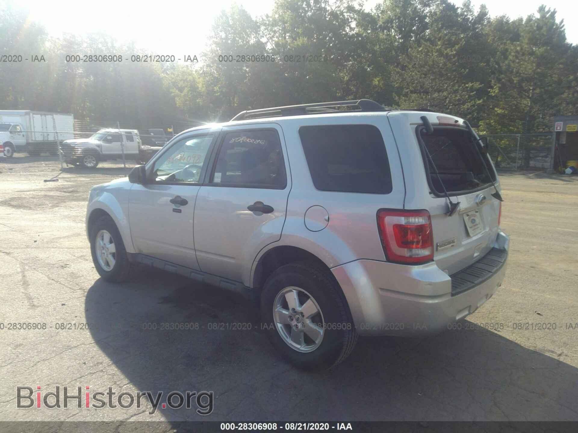 2012 FORD ESCAPE - VIN: 1FMCU9D78CKC73964 - Photo 3