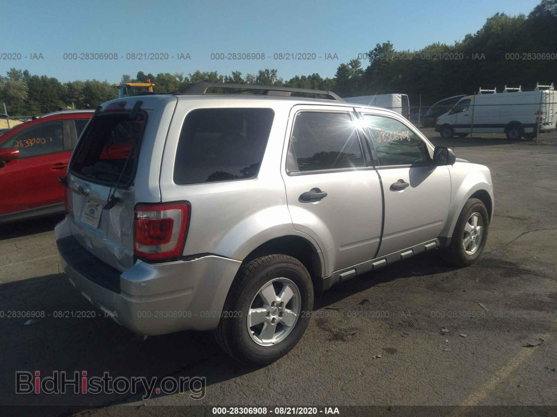 2012 FORD ESCAPE - VIN: 1FMCU9D78CKC73964 - Photo 4