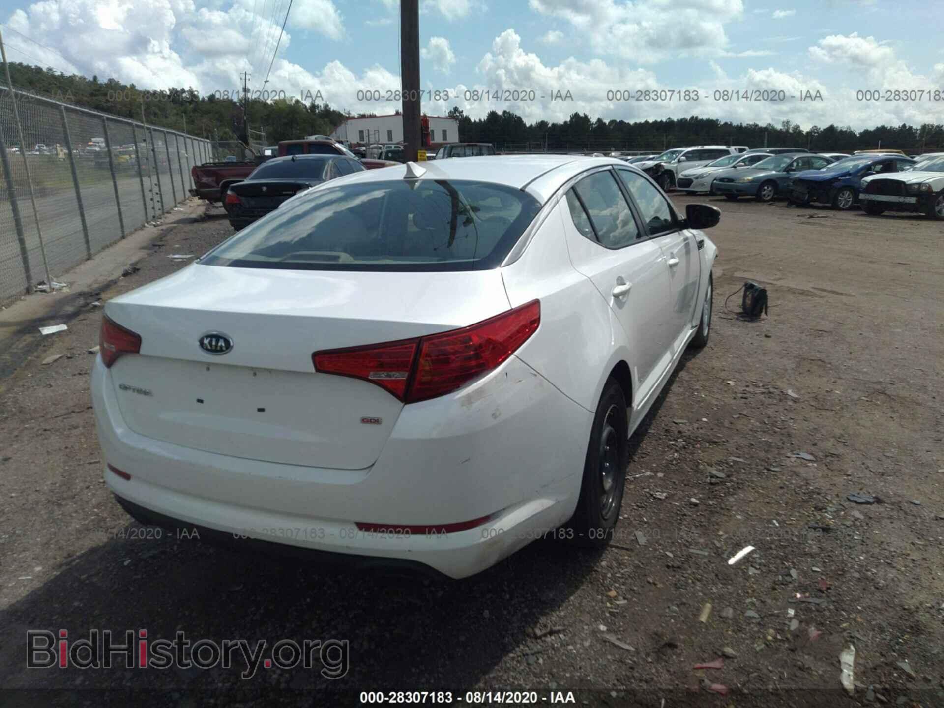 2011 KIA OPTIMA - VIN: KNAGM4A71B5177942 - Photo 4