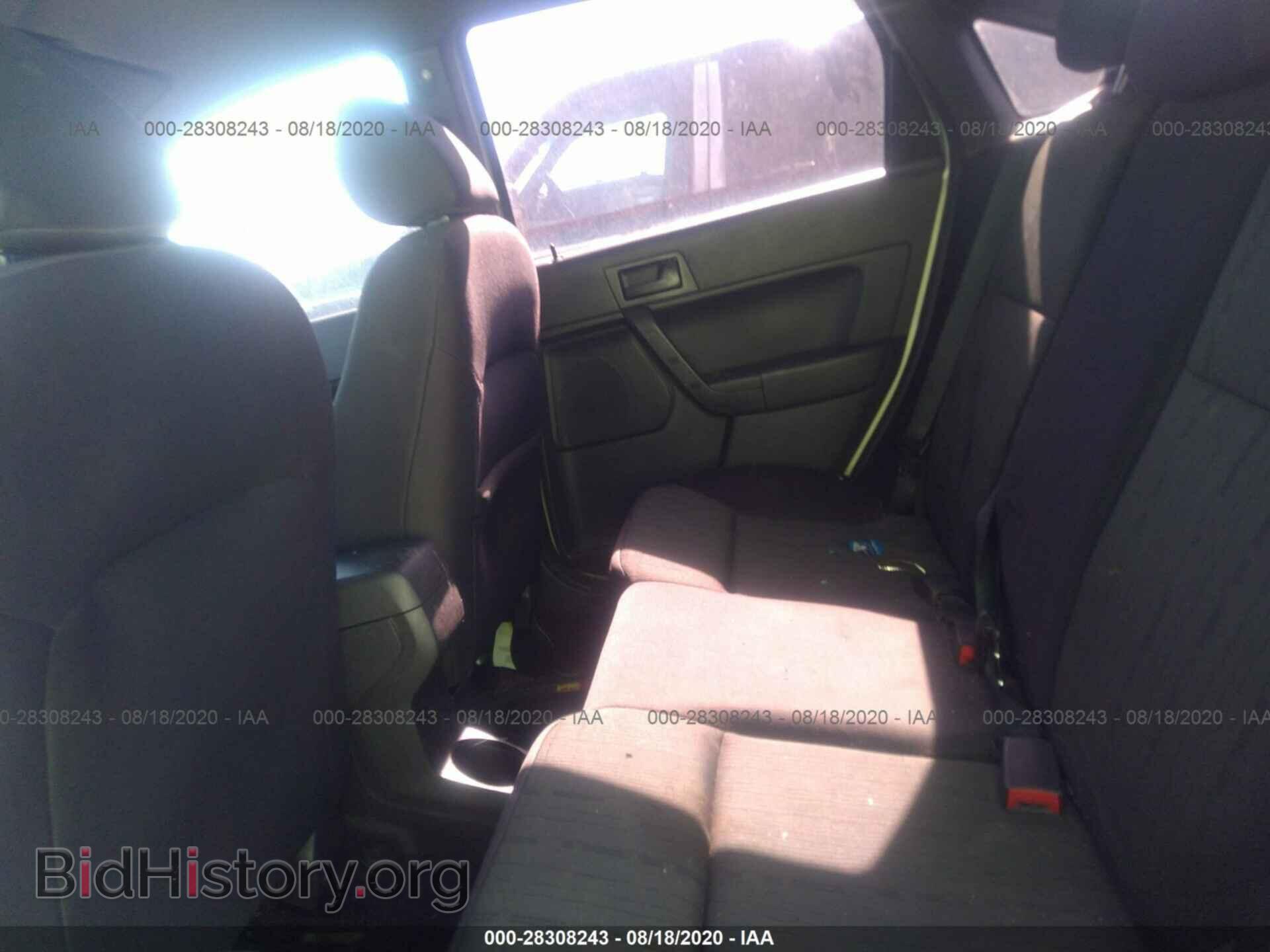 2011 FORD FOCUS - VIN: 1FAHP3FN3BW152332 - Photo 8