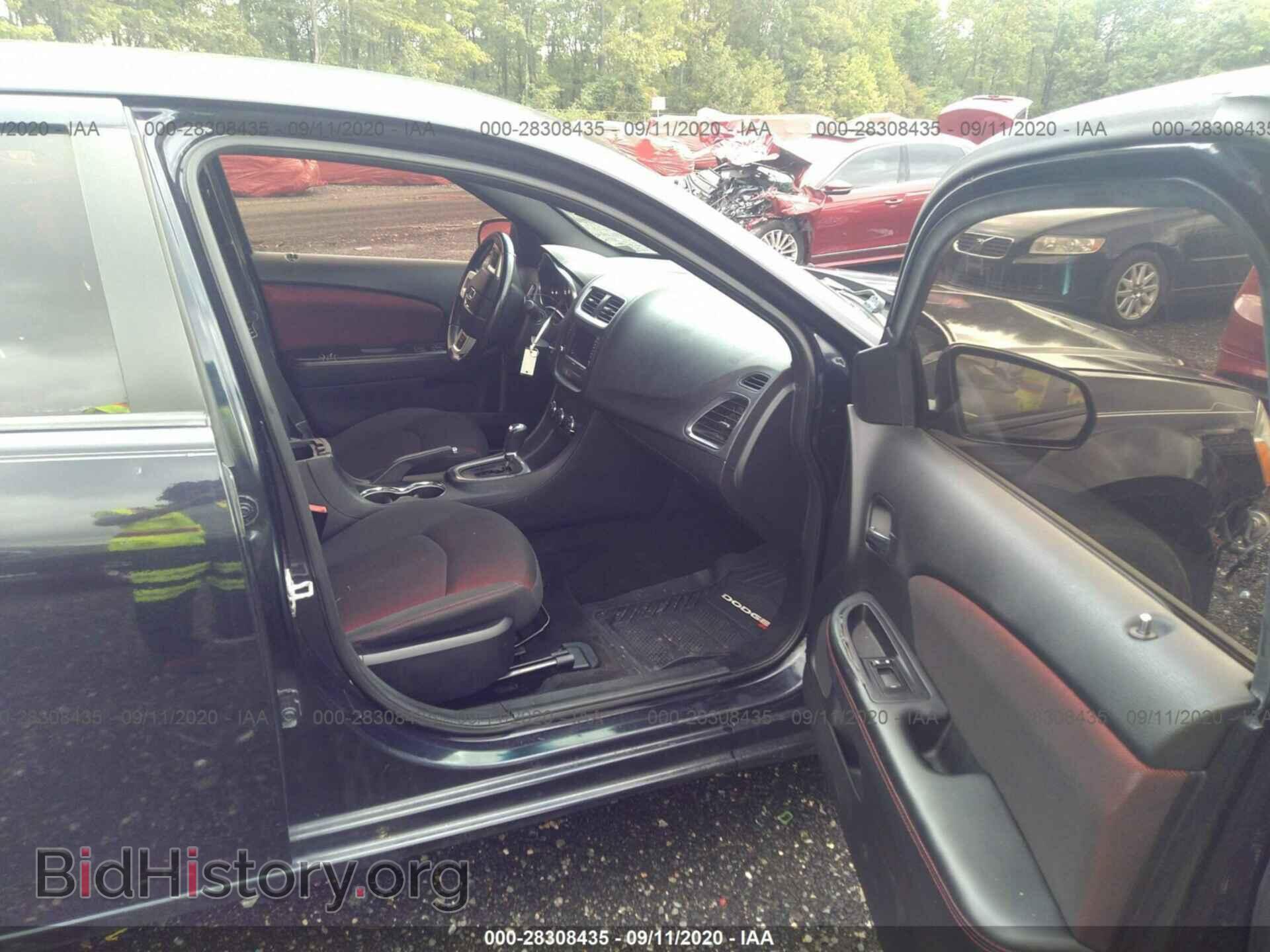 2011 DODGE AVENGER - VIN: 1B3BD1FG3BN593724 - Фото 5