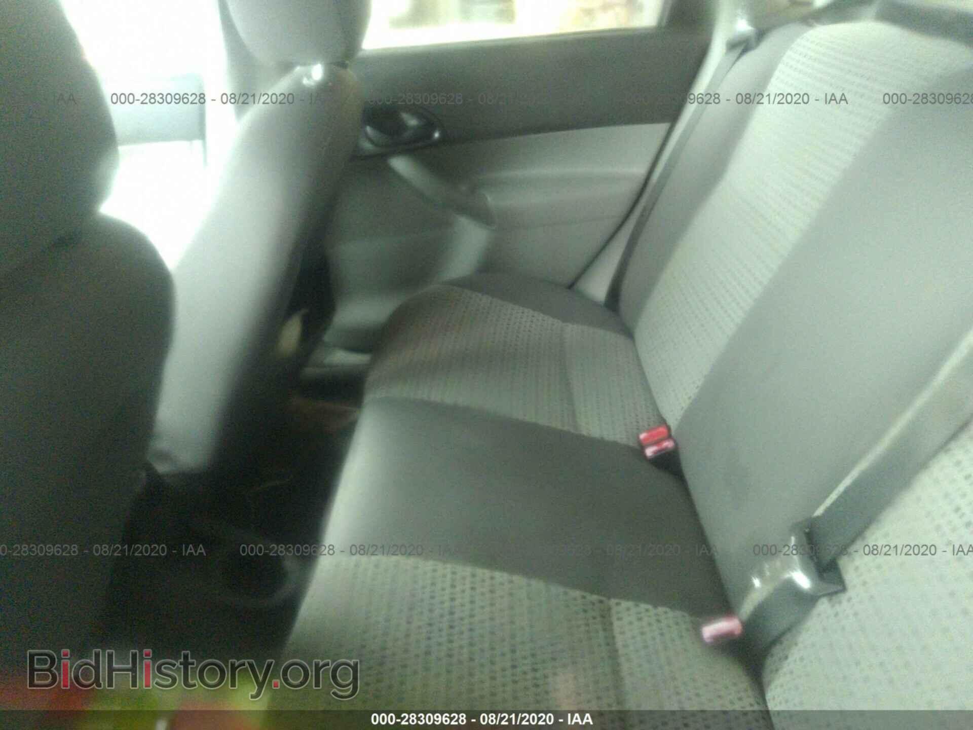 2006 FORD FOCUS - VIN: 1FAFP36N06W112738 - Фото 8
