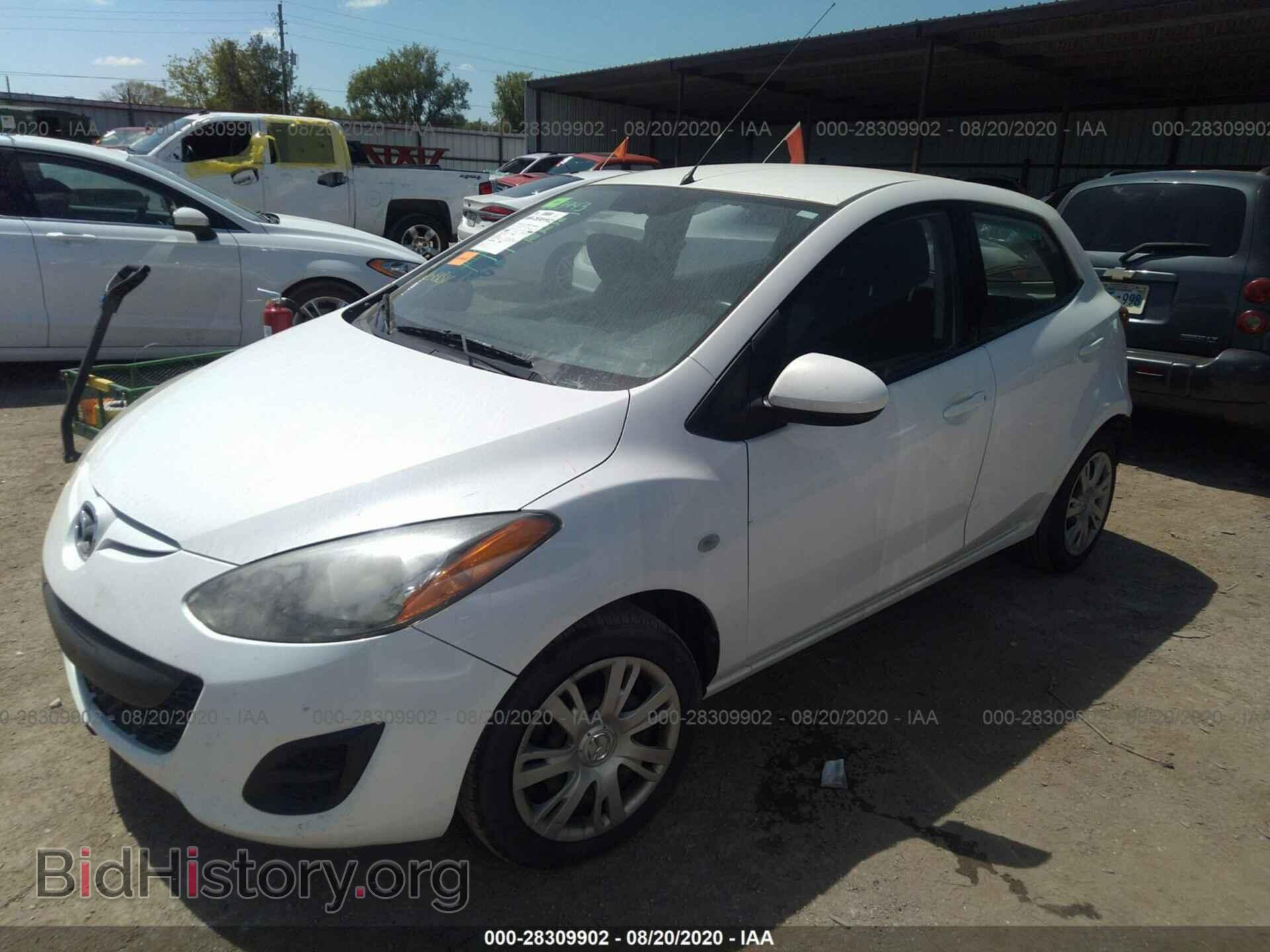 2014 MAZDA MAZDA2 - VIN: JM1DE1KY4E0172485 - Фото 2