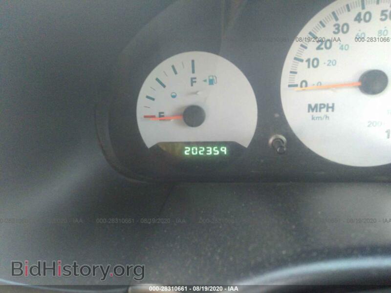 2005 Dodge CARAVAN (VIN 1D1GP25B95B2) — photo 7 of 11