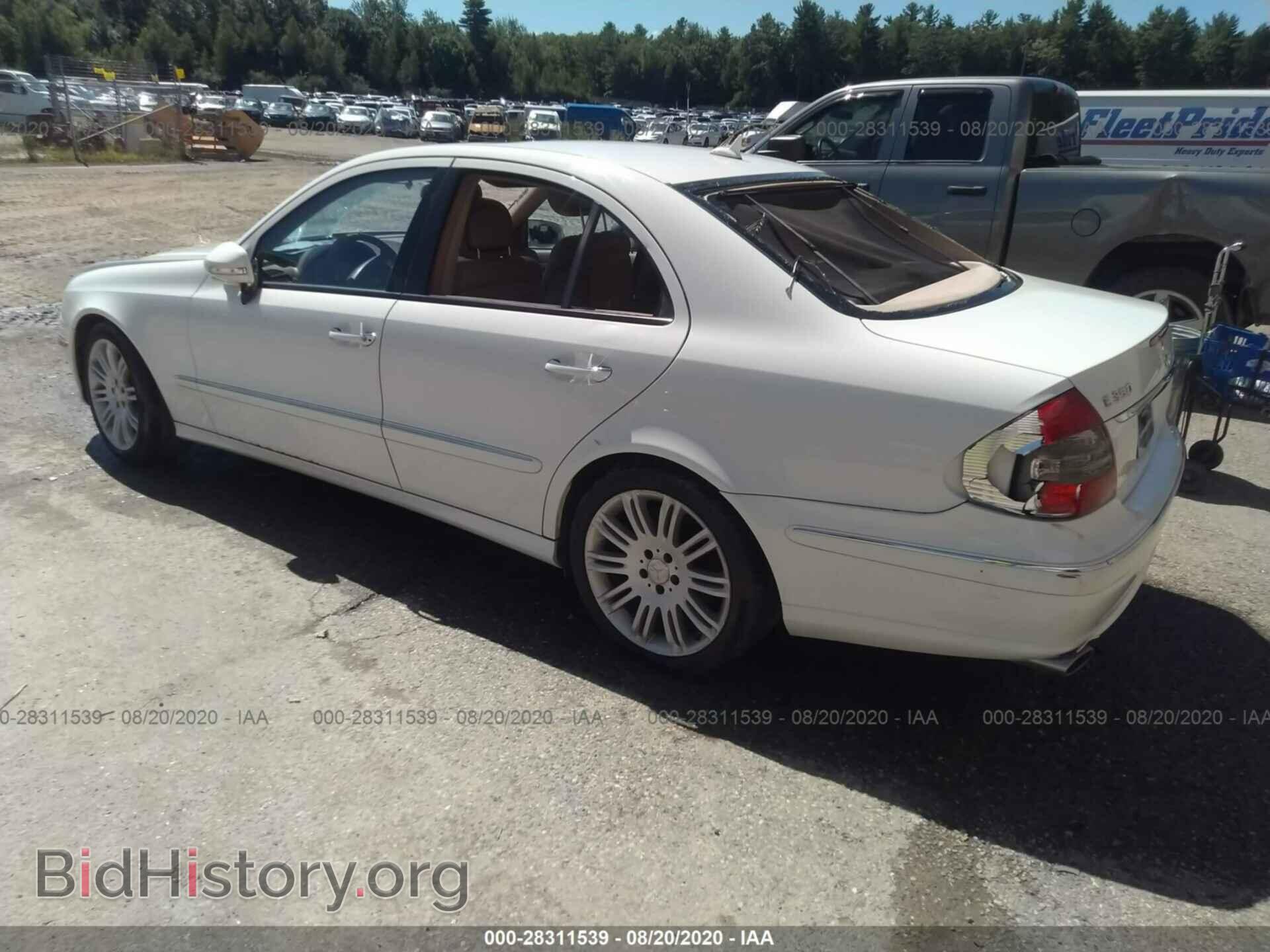 2008 MERCEDES-BENZ E-CLASS - VIN: WDBUF87X48B213727 - Фото 3