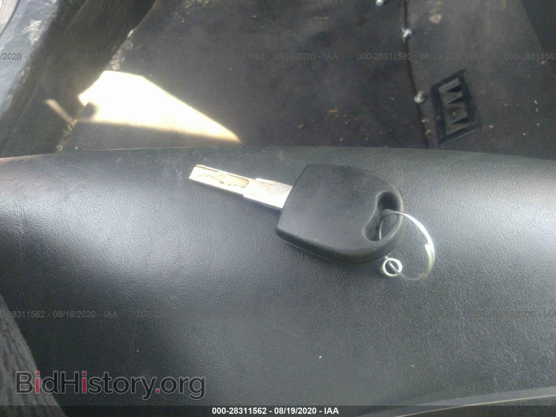 2004 AUDI S4 - VIN: WAUPL68E44A066105 - Фото 11
