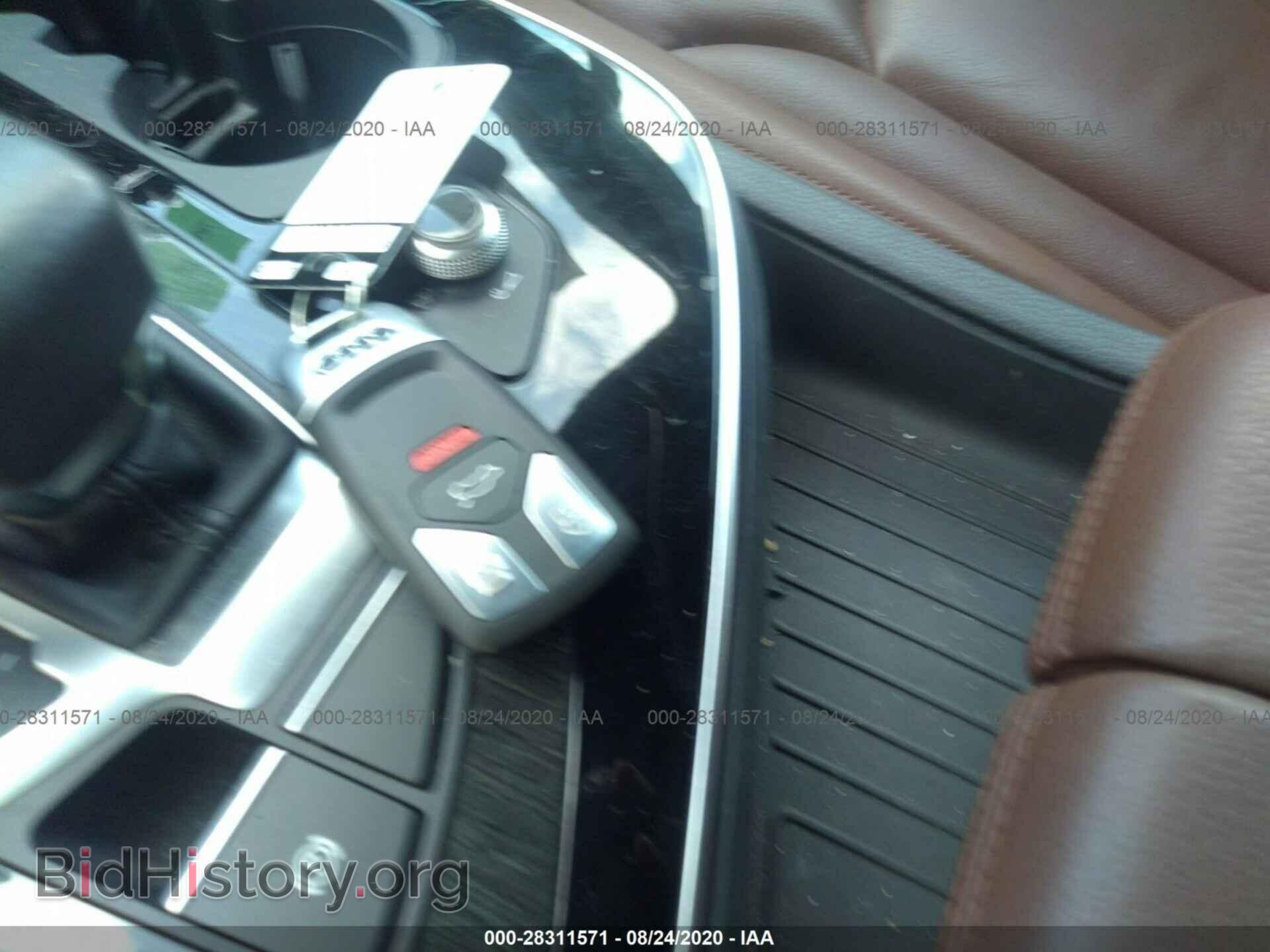 2017 AUDI Q7 - VIN: WA1AAAF70HD007914 - Фото 11