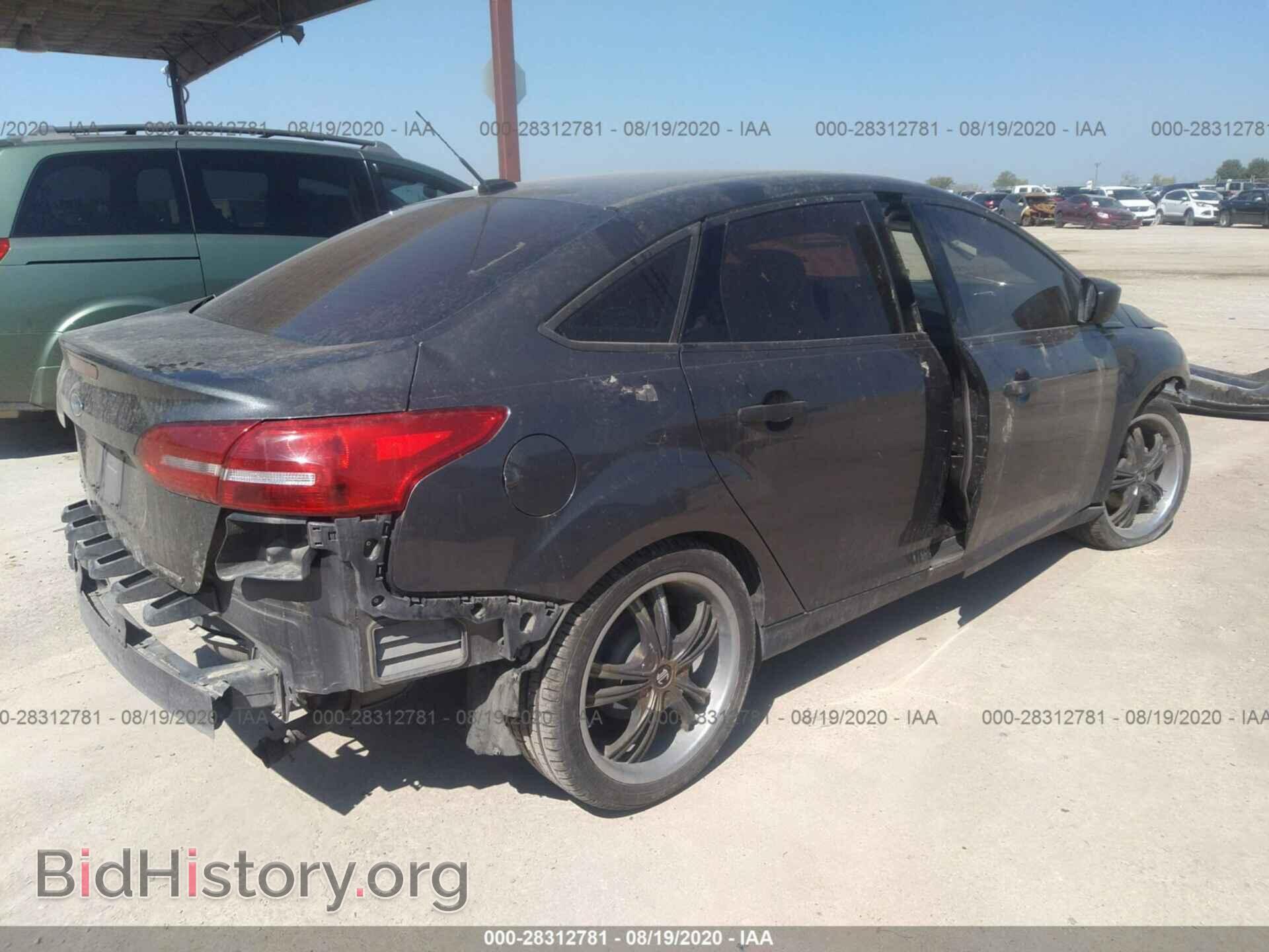 2015 FORD FOCUS - VIN: 1FADP3E22FL328302 - Photo 4