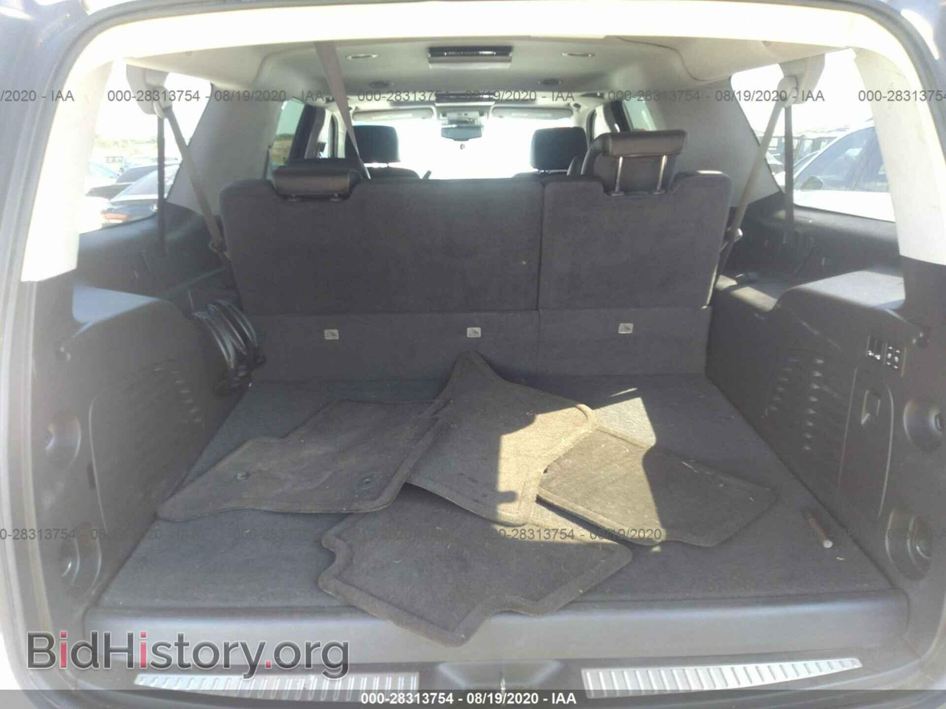 2015 GMC YUKON XL - VIN: 1GKS1HKC0FR696279 - Фото 8