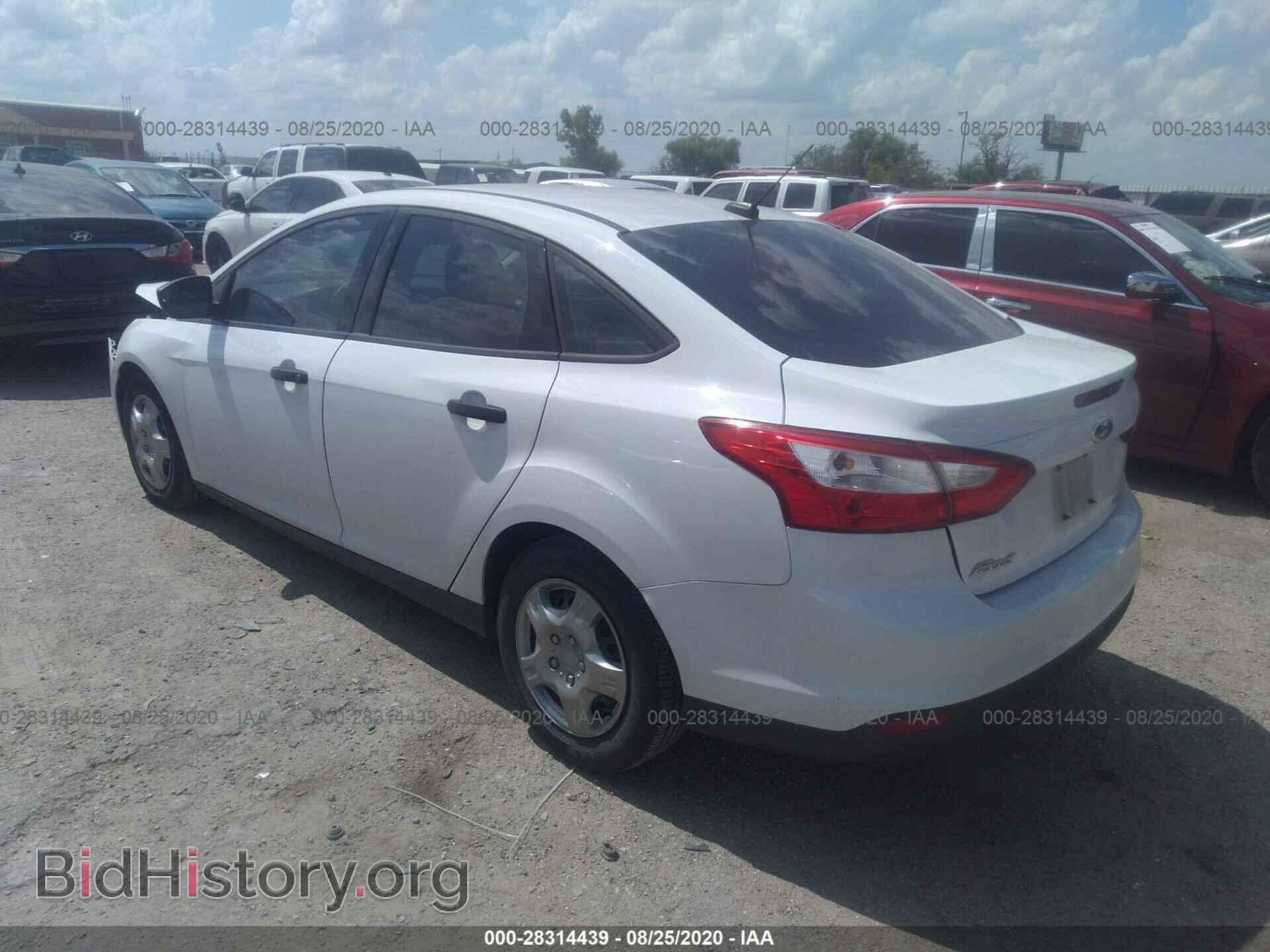 2013 FORD FOCUS - VIN: 1FADP3E26DL306946 - Фото 3