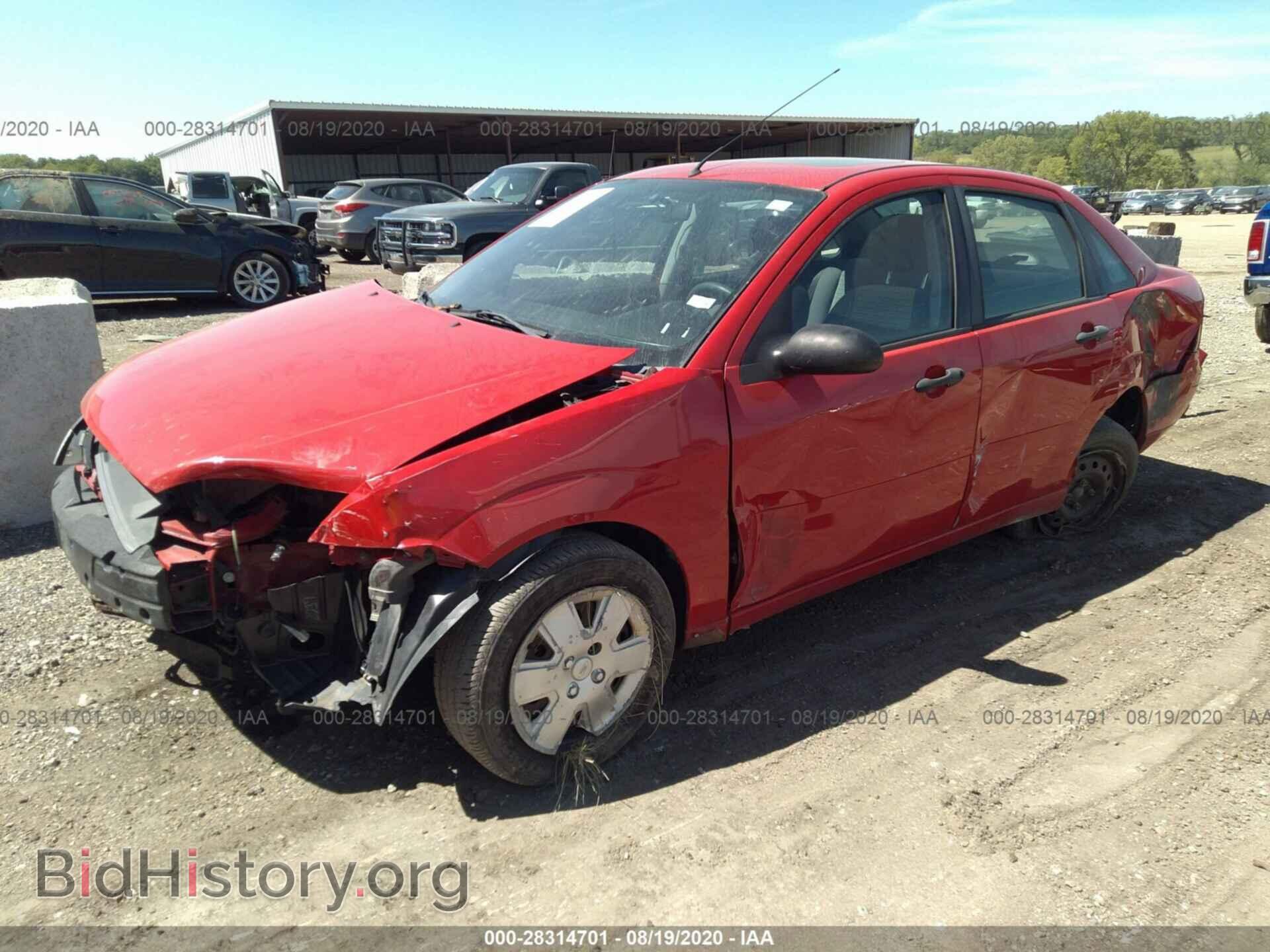 2007 FORD FOCUS - VIN: 1FAHP34N07W274656 - Фото 2