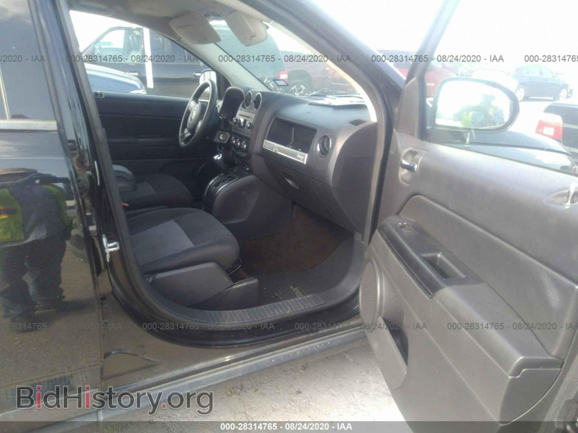 2016 JEEP COMPASS - VIN: 1C4NJCBA8GD574004 - Фото 5