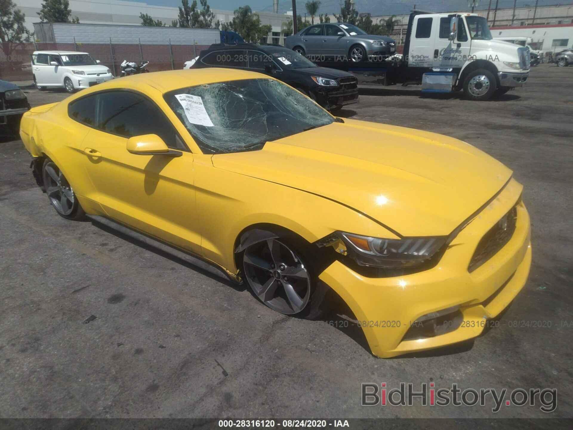 Photo 1FA6P8AM1F5326378 - FORD MUSTANG 2015