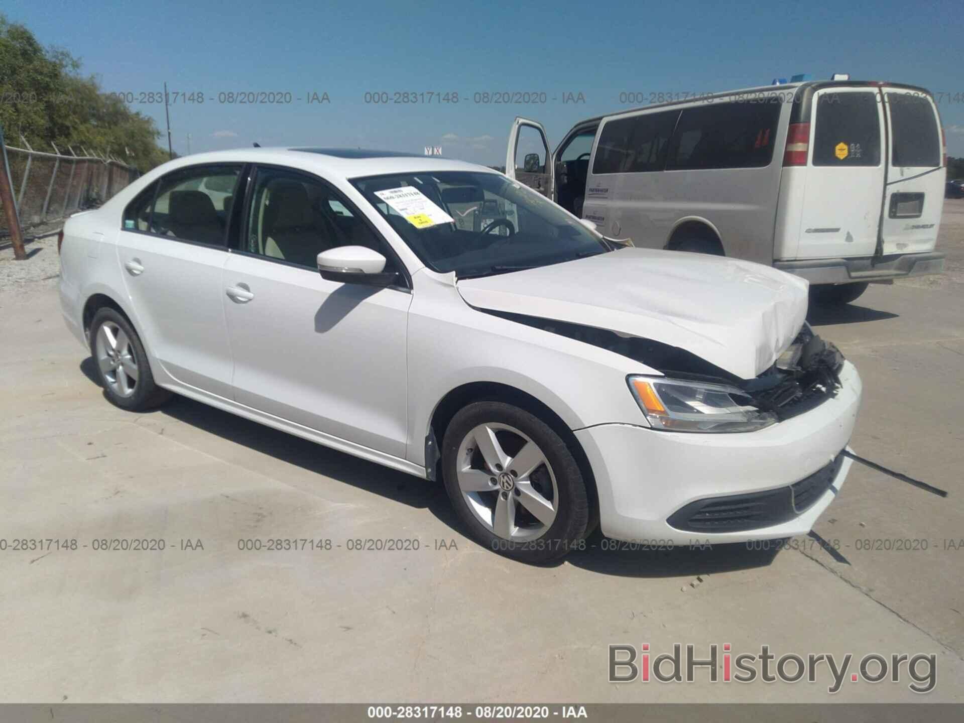 Photo 3VWLL7AJ2EM365253 - VOLKSWAGEN JETTA SEDAN 2014