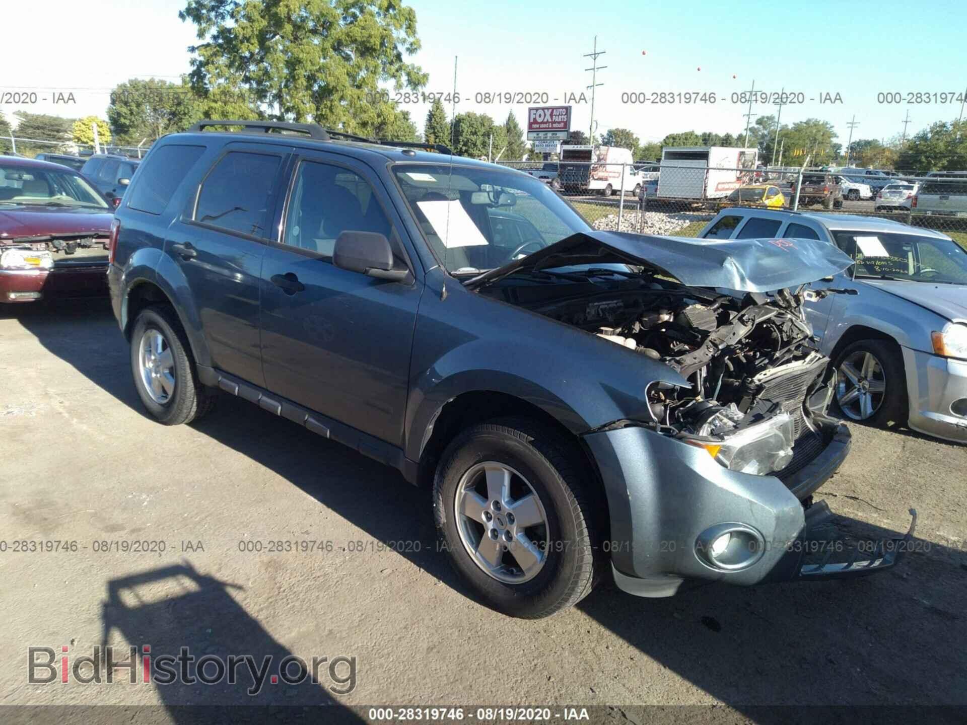 Фотография 1FMCU0D74BKB64606 - FORD ESCAPE 2011