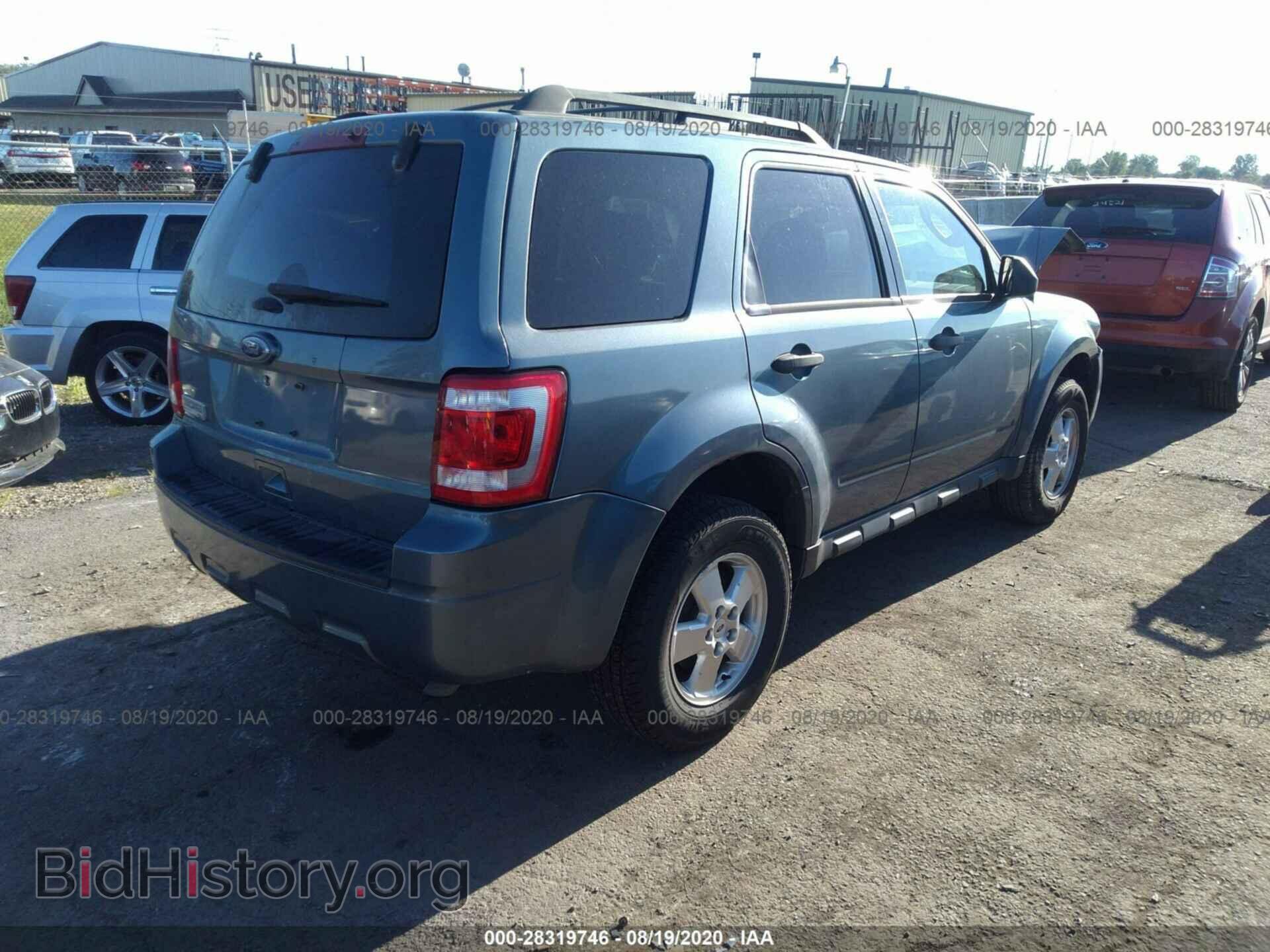 2011 FORD ESCAPE - VIN: 1FMCU0D74BKB64606 - Photo 4