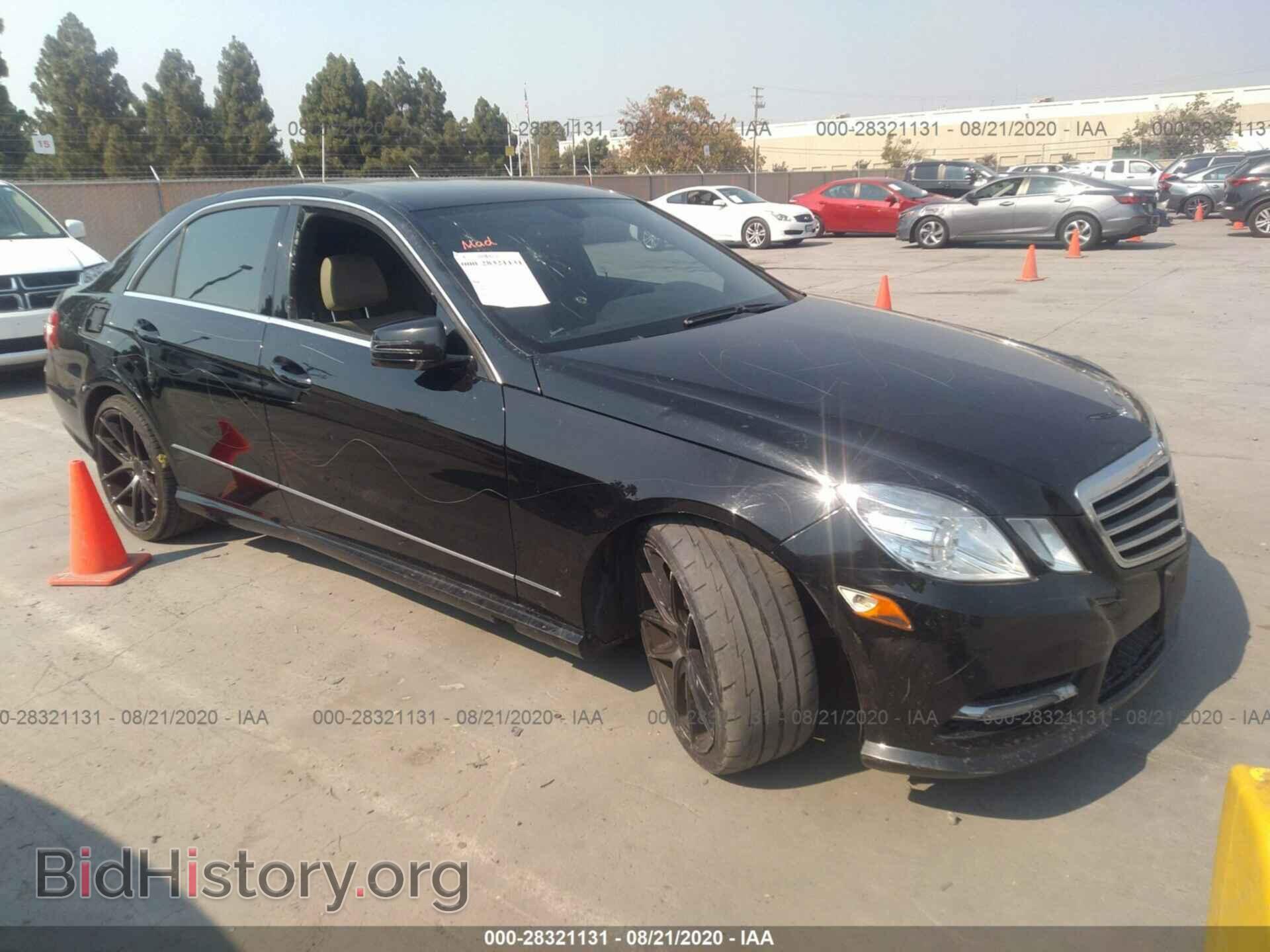 Фотография WDDHF5KB2DA765715 - MERCEDES-BENZ E-CLASS 2013
