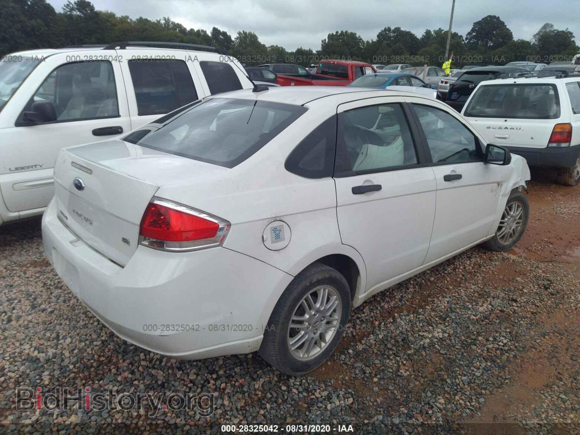 2011 FORD FOCUS - VIN: 1FAHP3FN0BW118977 - Фото 4