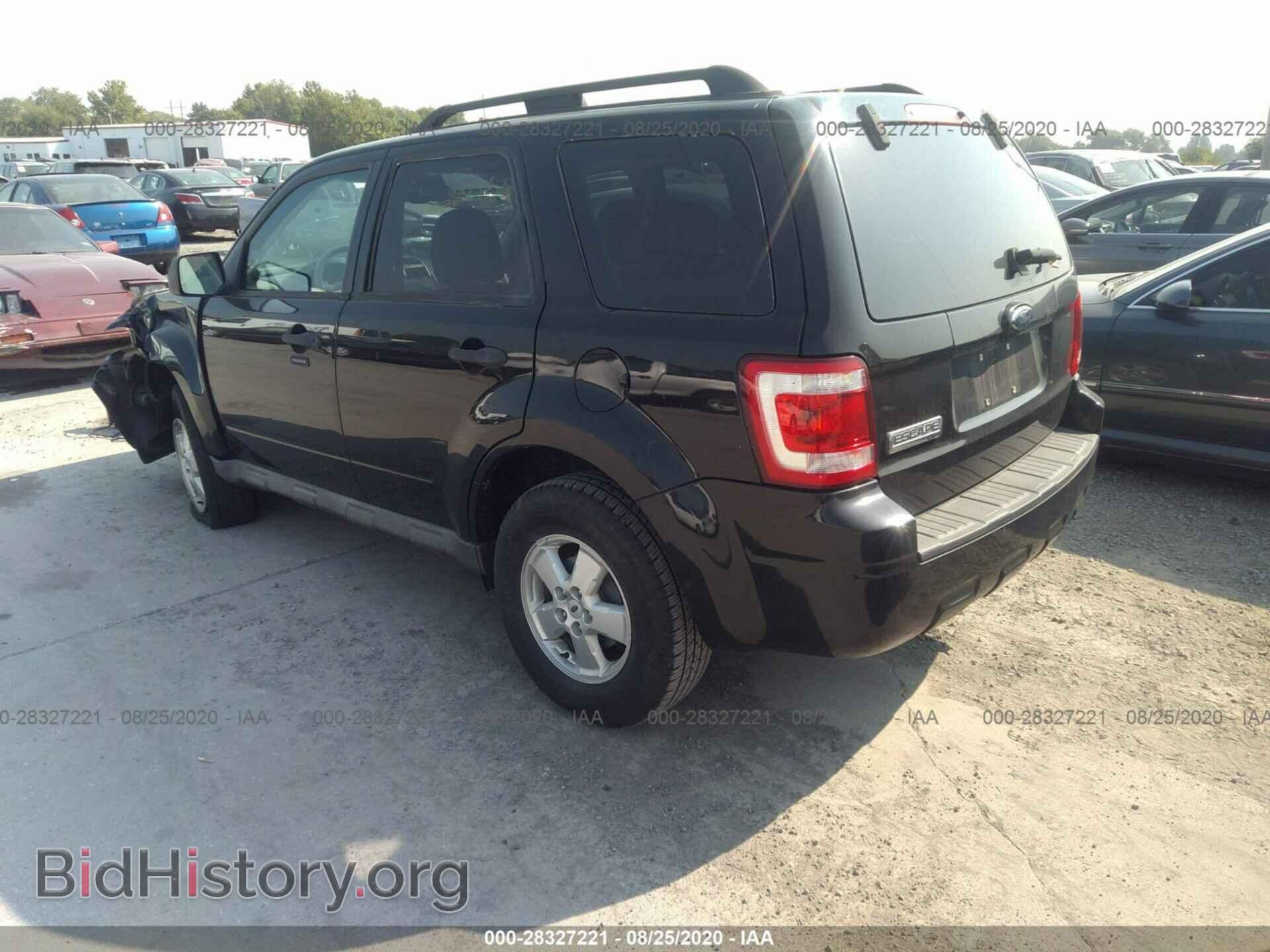 2009 FORD ESCAPE - VIN: 1FMCU03739KB26876 - Фото 3