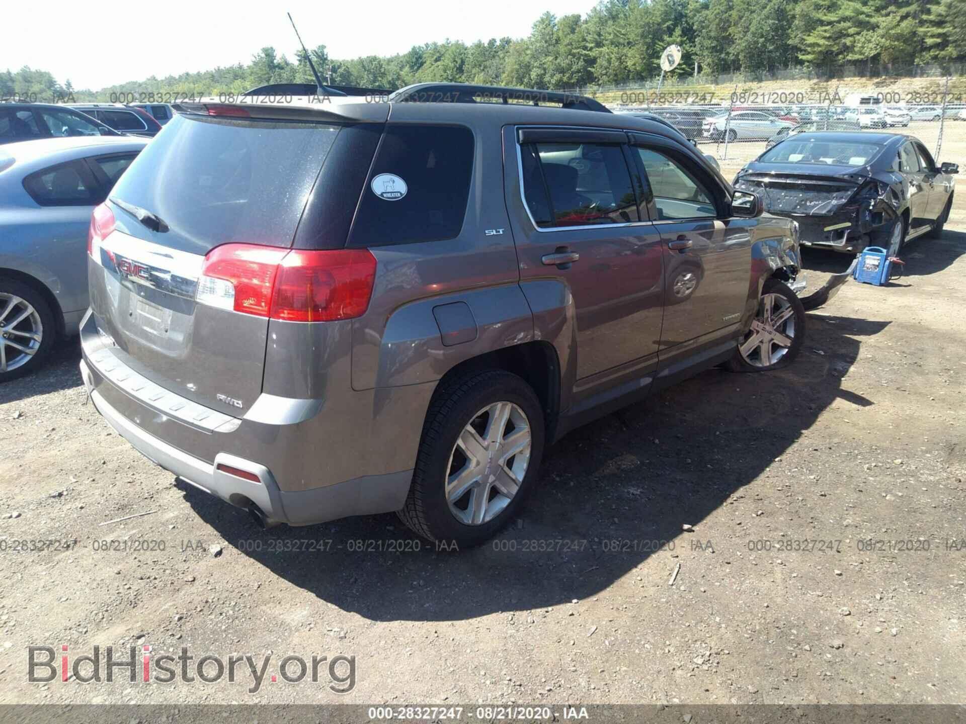 2011 GMC TERRAIN - VIN: 2CTFLVE51B6220457 - Photo 4