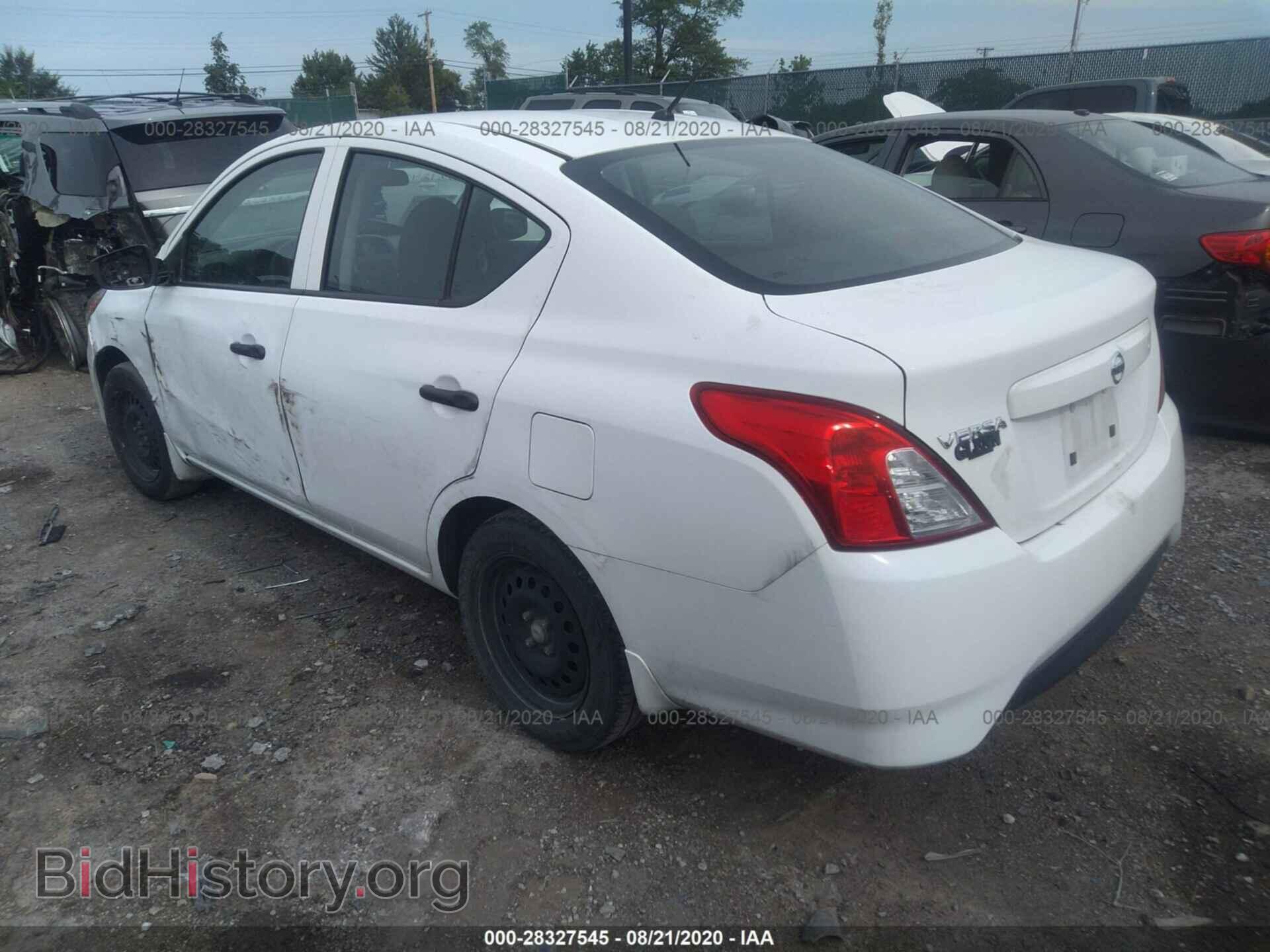 2016 NISSAN VERSA - VIN: 3N1CN7AP7GL884943 - Фото 3