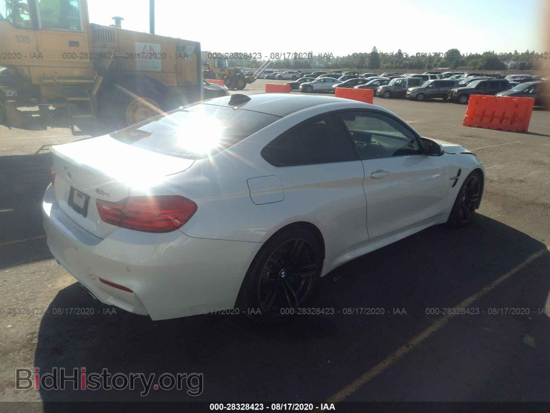 2016 BMW M4 - VIN: WBS3R9C55GK335731 - Фото 4