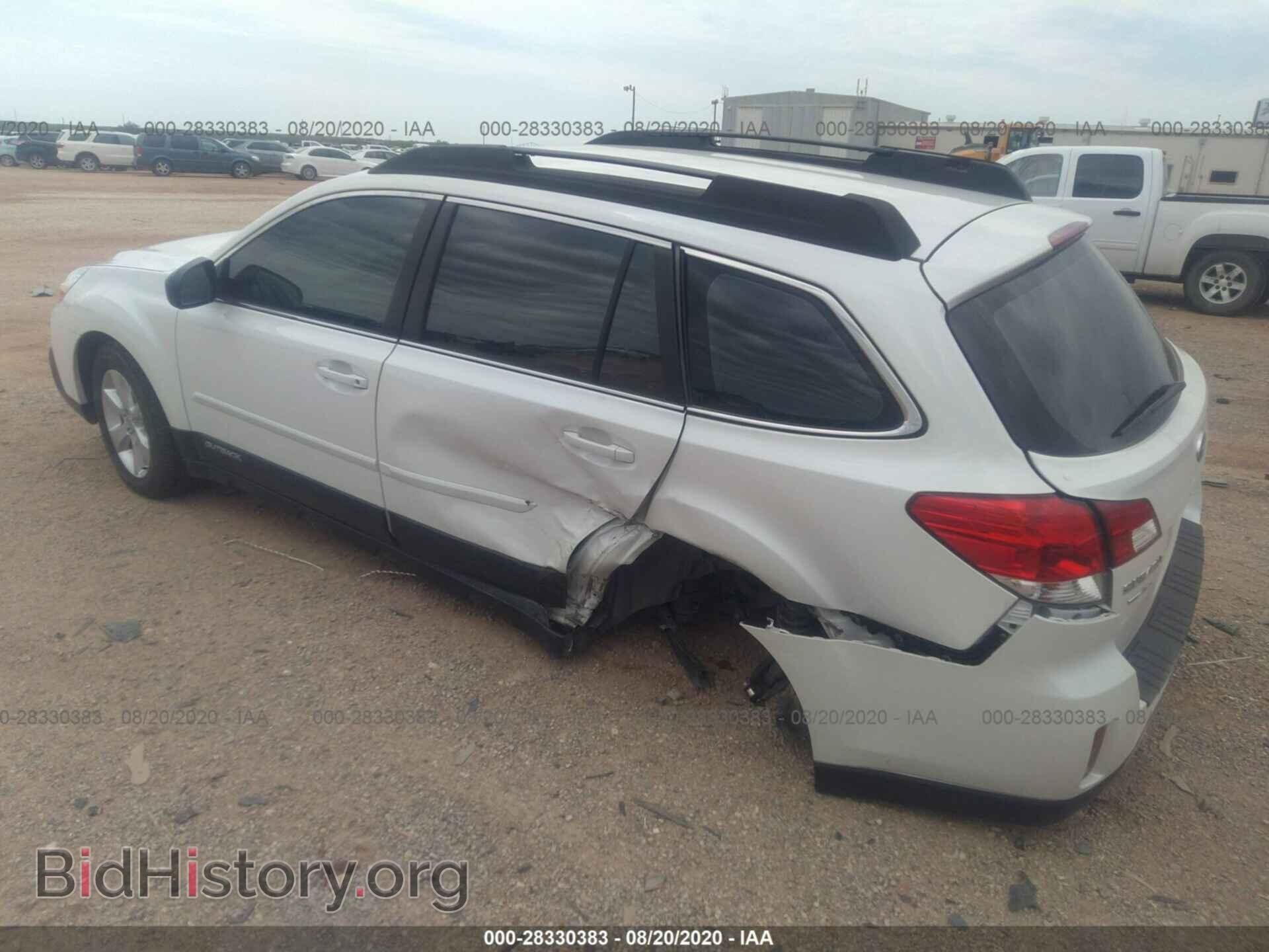 2014 SUBARU OUTBACK - VIN: 4S4BRCAC3E3327888 - Фото 3
