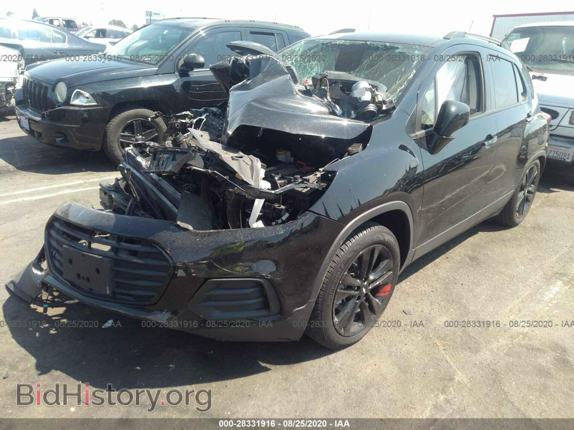 2019 CHEVROLET TRAX - VIN: 3GNCJLSB3KL210891 - Photo 2