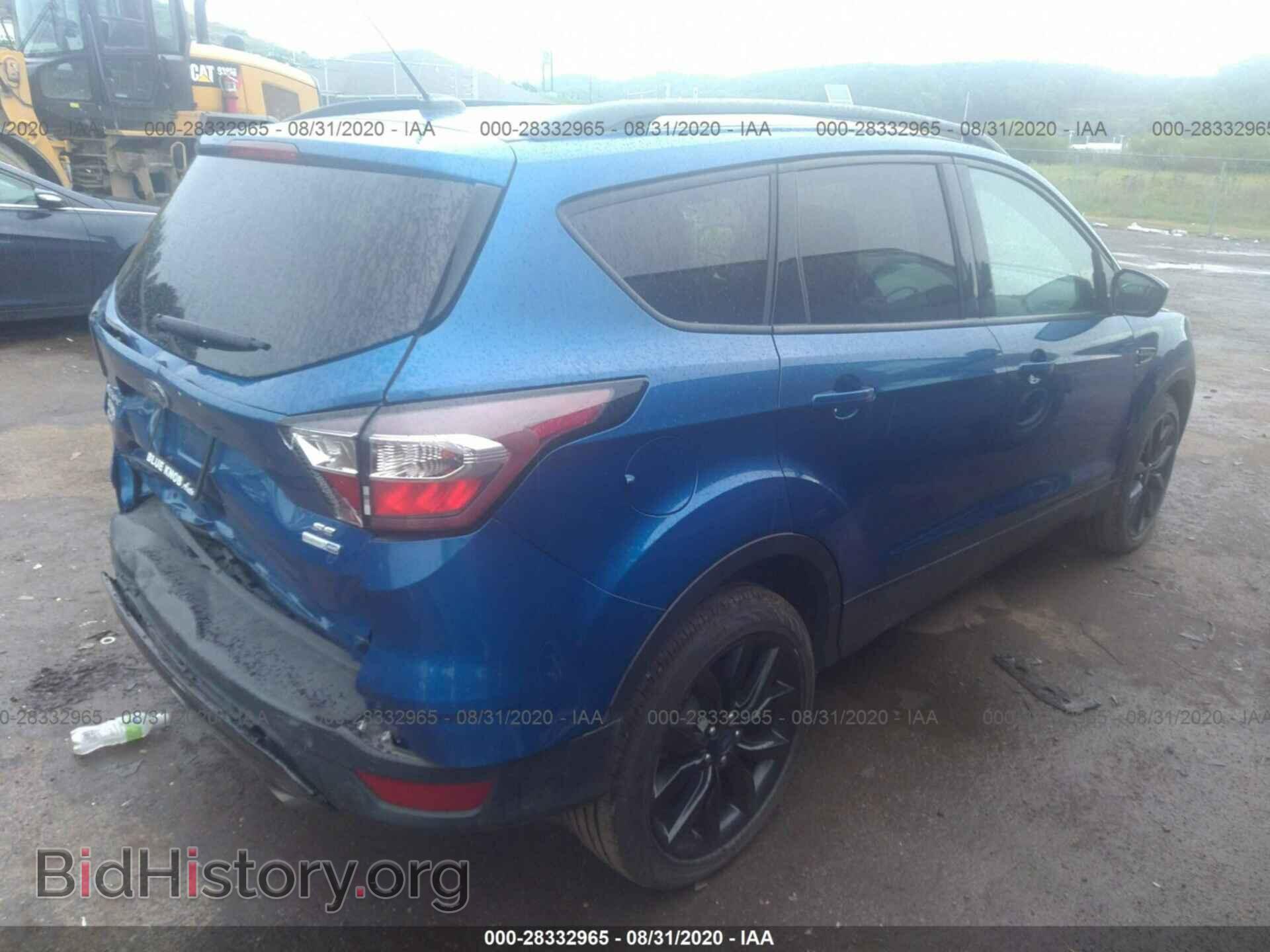 2017 FORD ESCAPE - VIN: 1FMCU9GD6HUB49527 - Фото 4
