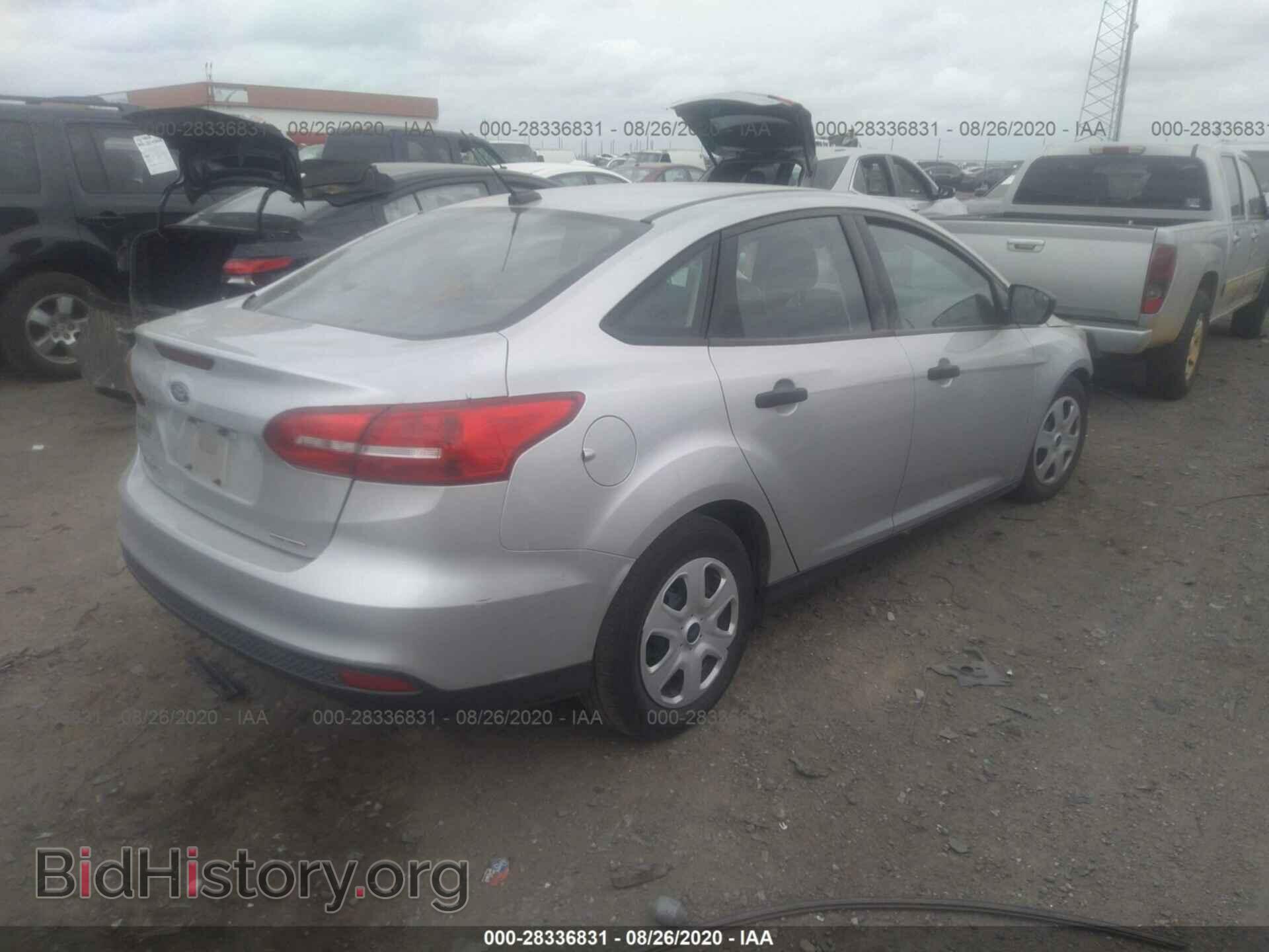 2016 FORD FOCUS - VIN: 1FADP3E24GL256892 - Фото 4