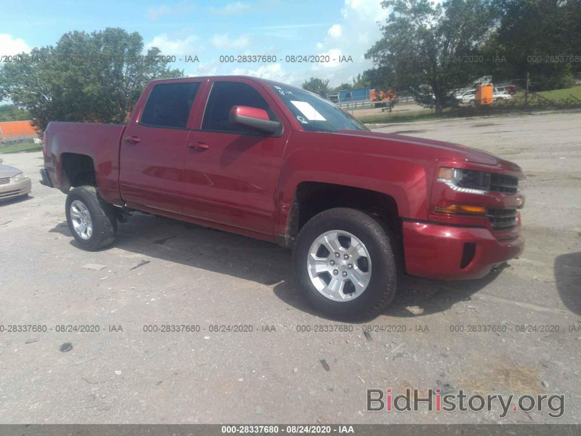 Photo 3GCUKREC1JG438767 - CHEVROLET SILVERADO 1500 2018