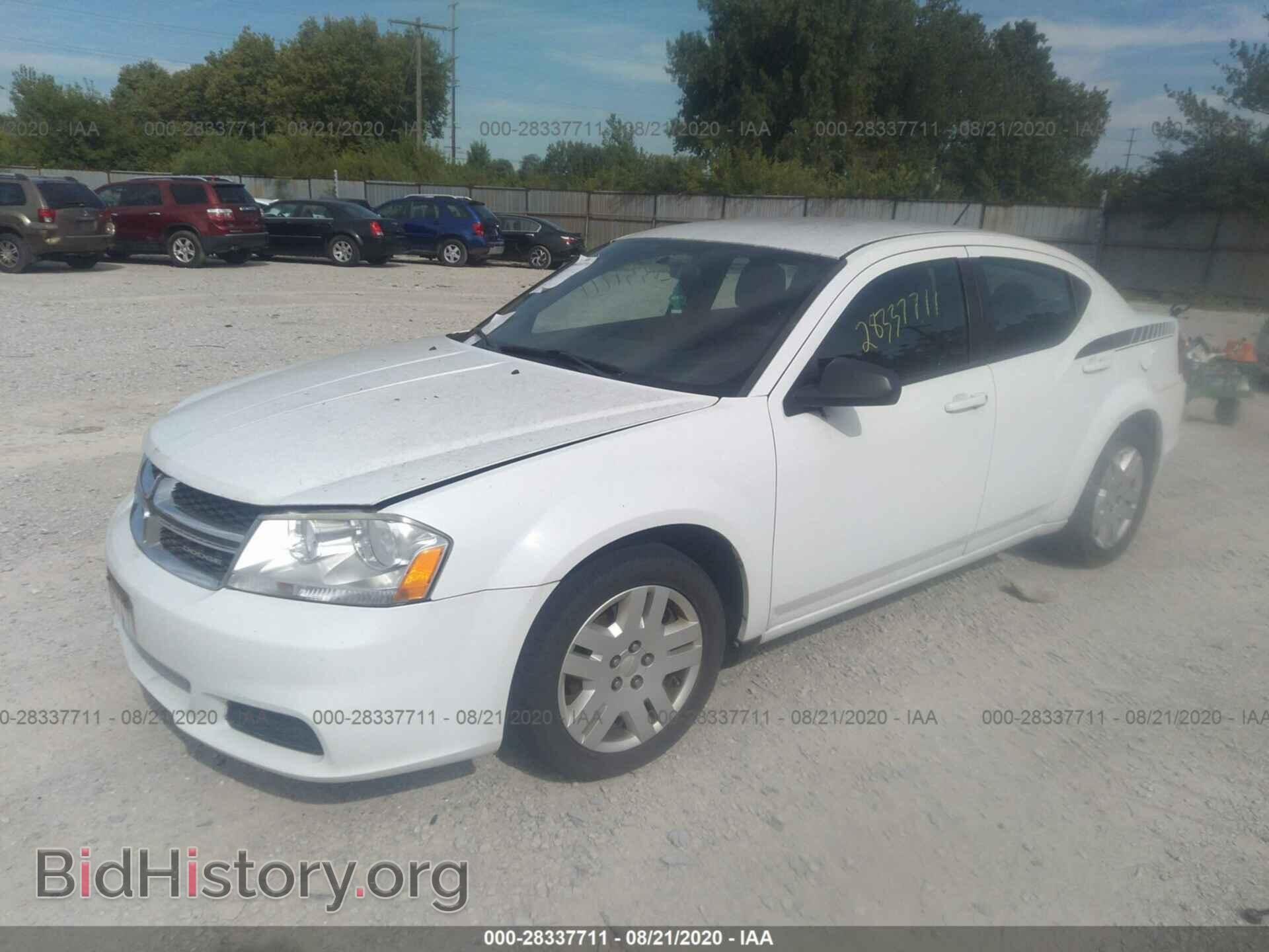 2011 DODGE AVENGER - VIN: 1B3BD4FB6BN588376 - Фото 2