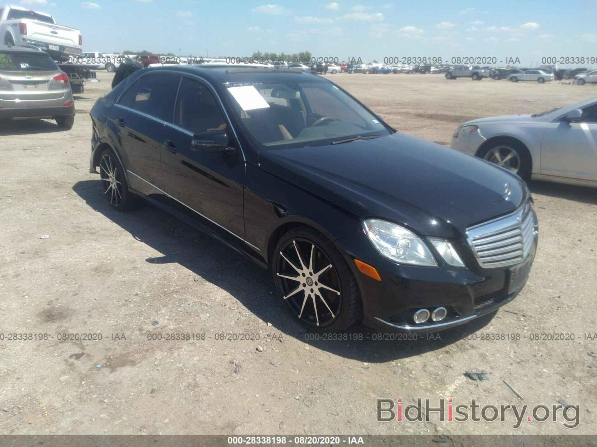 Photo WDDHF8HB0AA213070 - MERCEDES-BENZ E-CLASS 2010