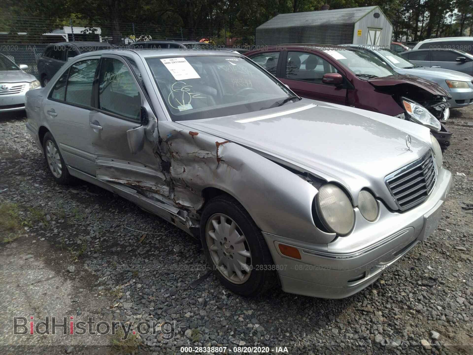 Фотография WDBJF65J51B344788 - MERCEDES-BENZ E-CLASS 2001