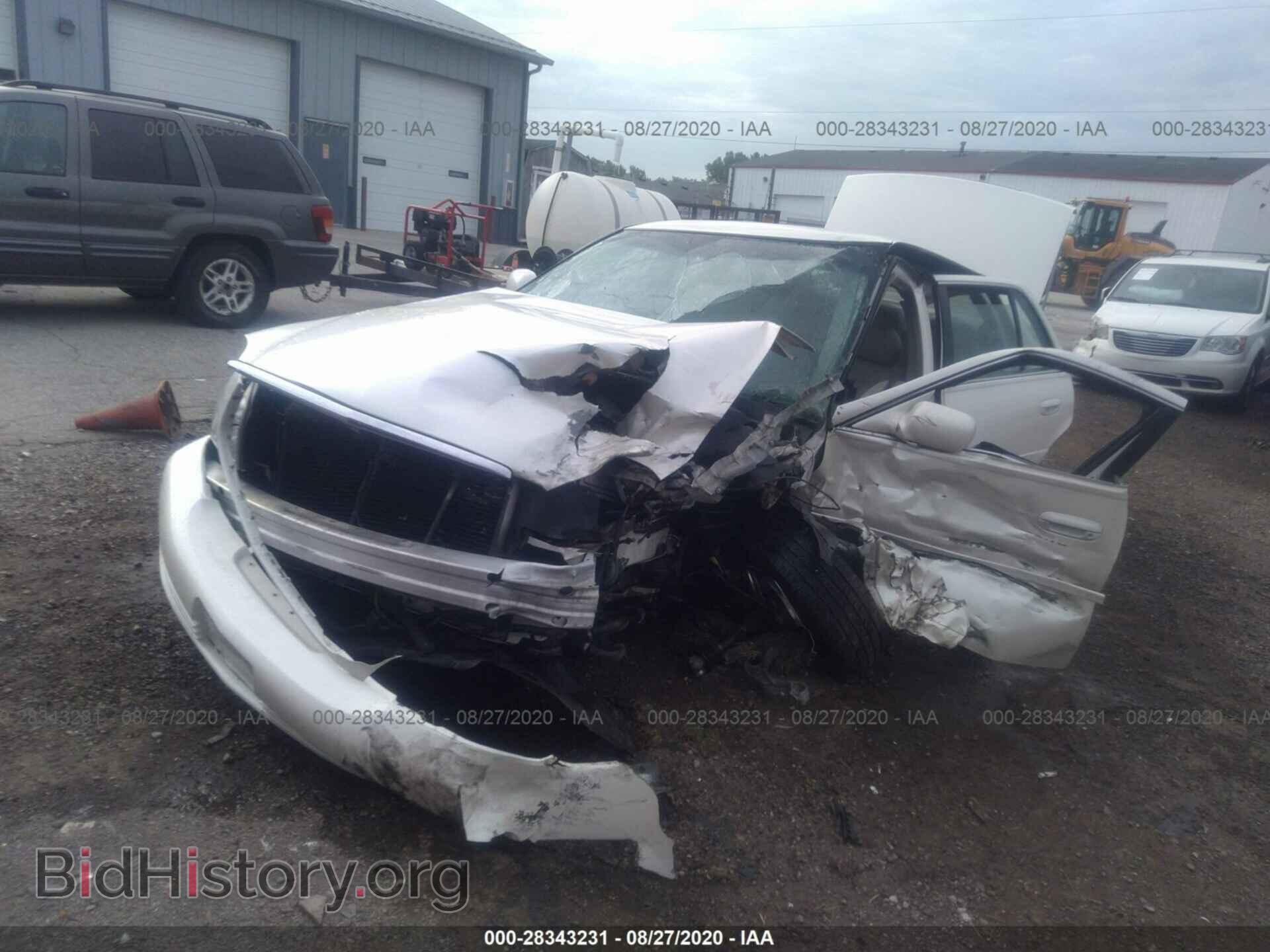 2003 CADILLAC DEVILLE - VIN: 1G6KD54Y93U275053 - Photo 2