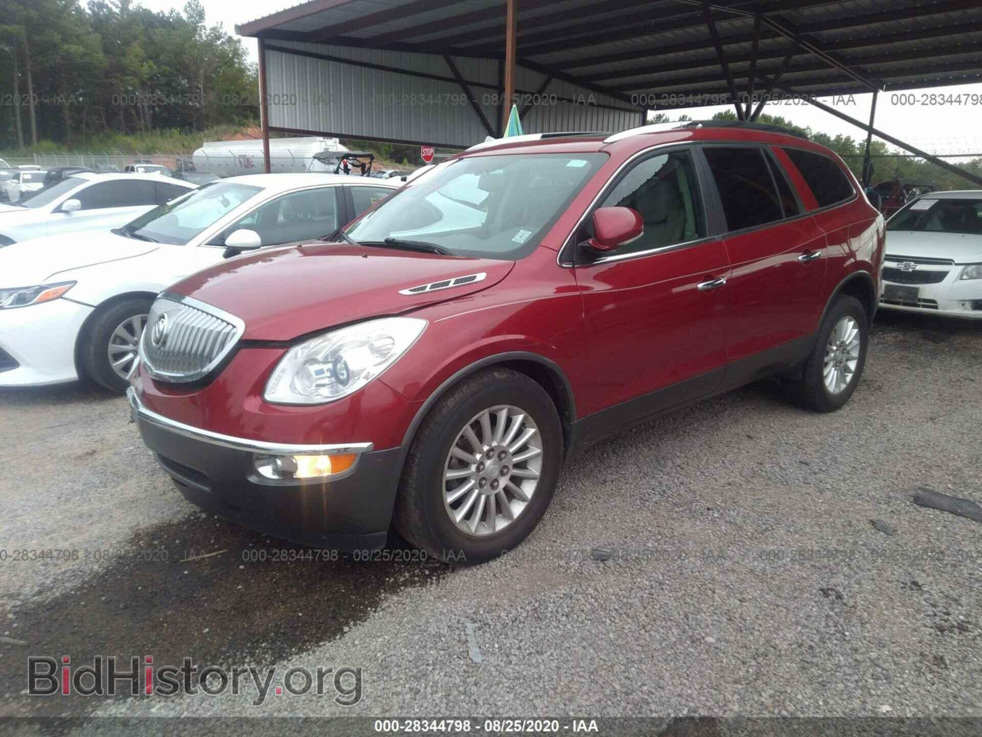 2012 BUICK ENCLAVE - VIN: 5GAKRCED5CJ225106 - Фото 2