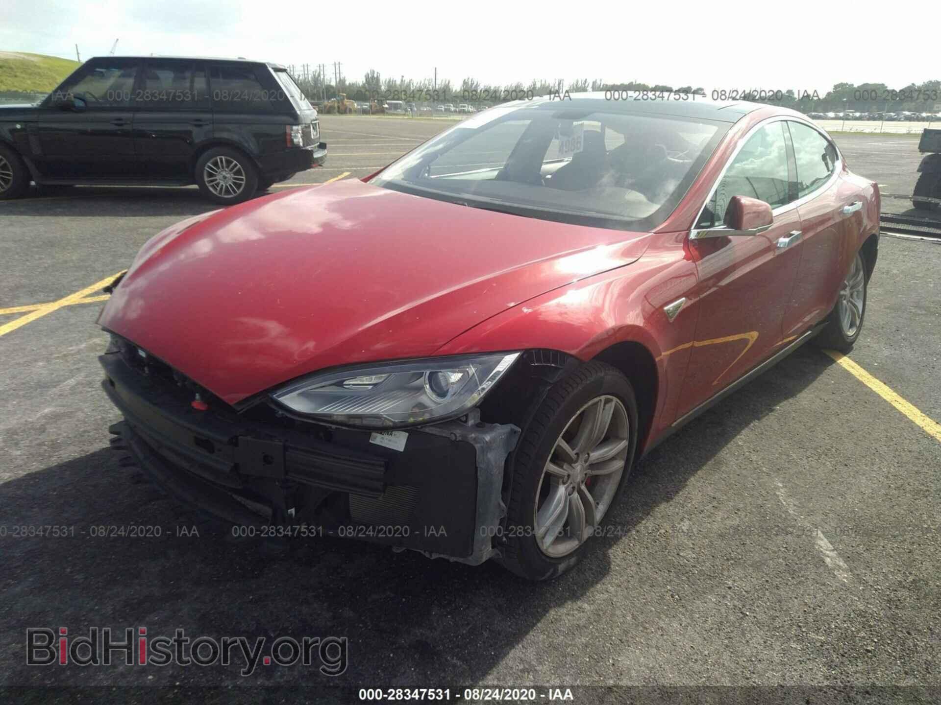2014 TESLA MODEL S - VIN: 5YJSA1H17EFP28366 - Фото 2
