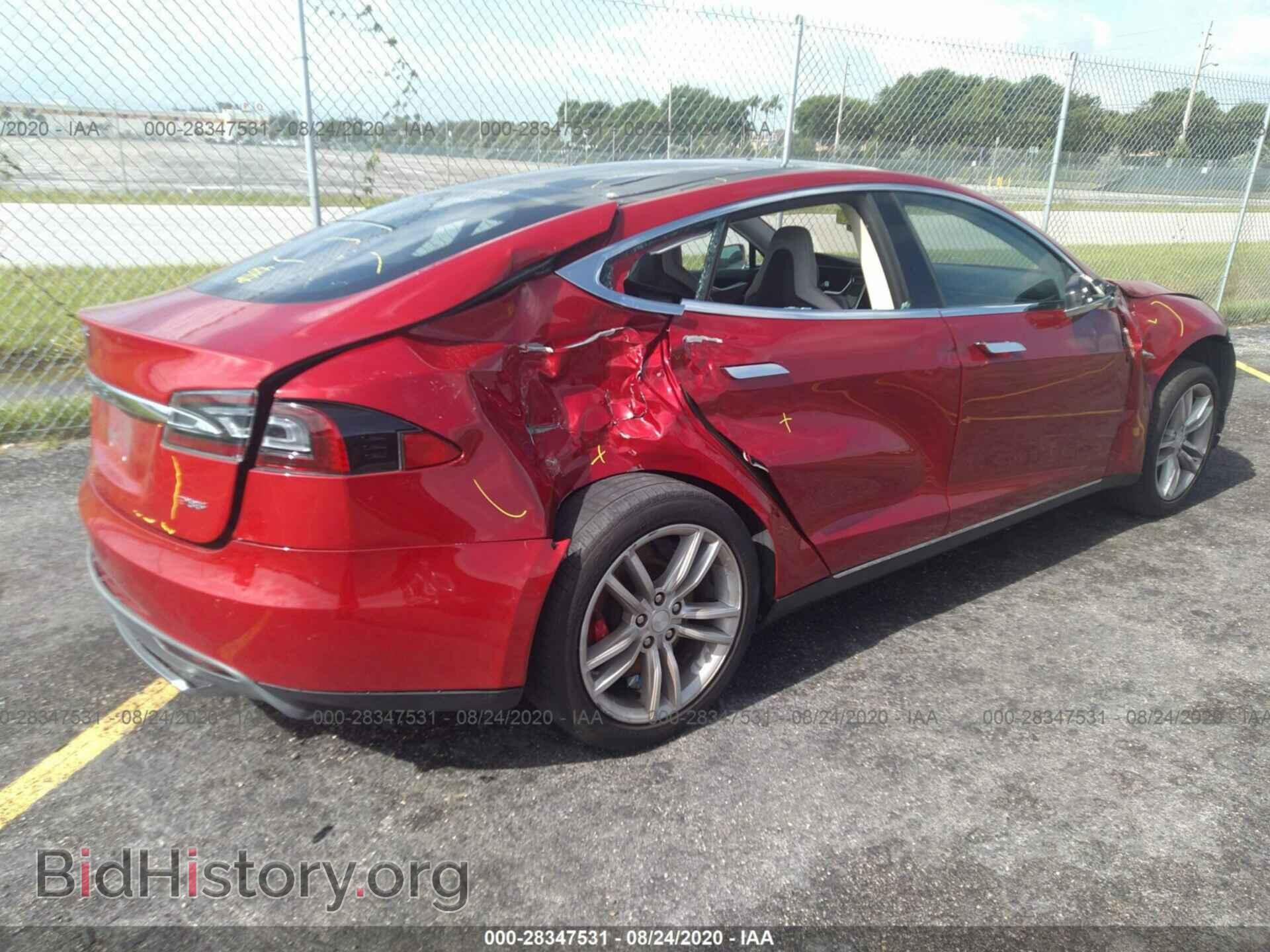 2014 TESLA MODEL S - VIN: 5YJSA1H17EFP28366 - Фото 4