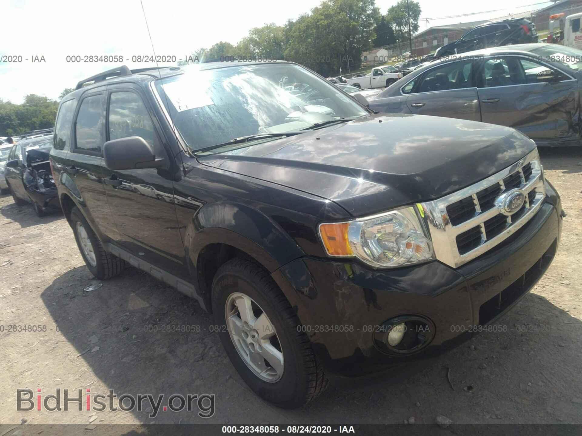 Фотография 1FMCU03GX9KB04194 - FORD ESCAPE 2009