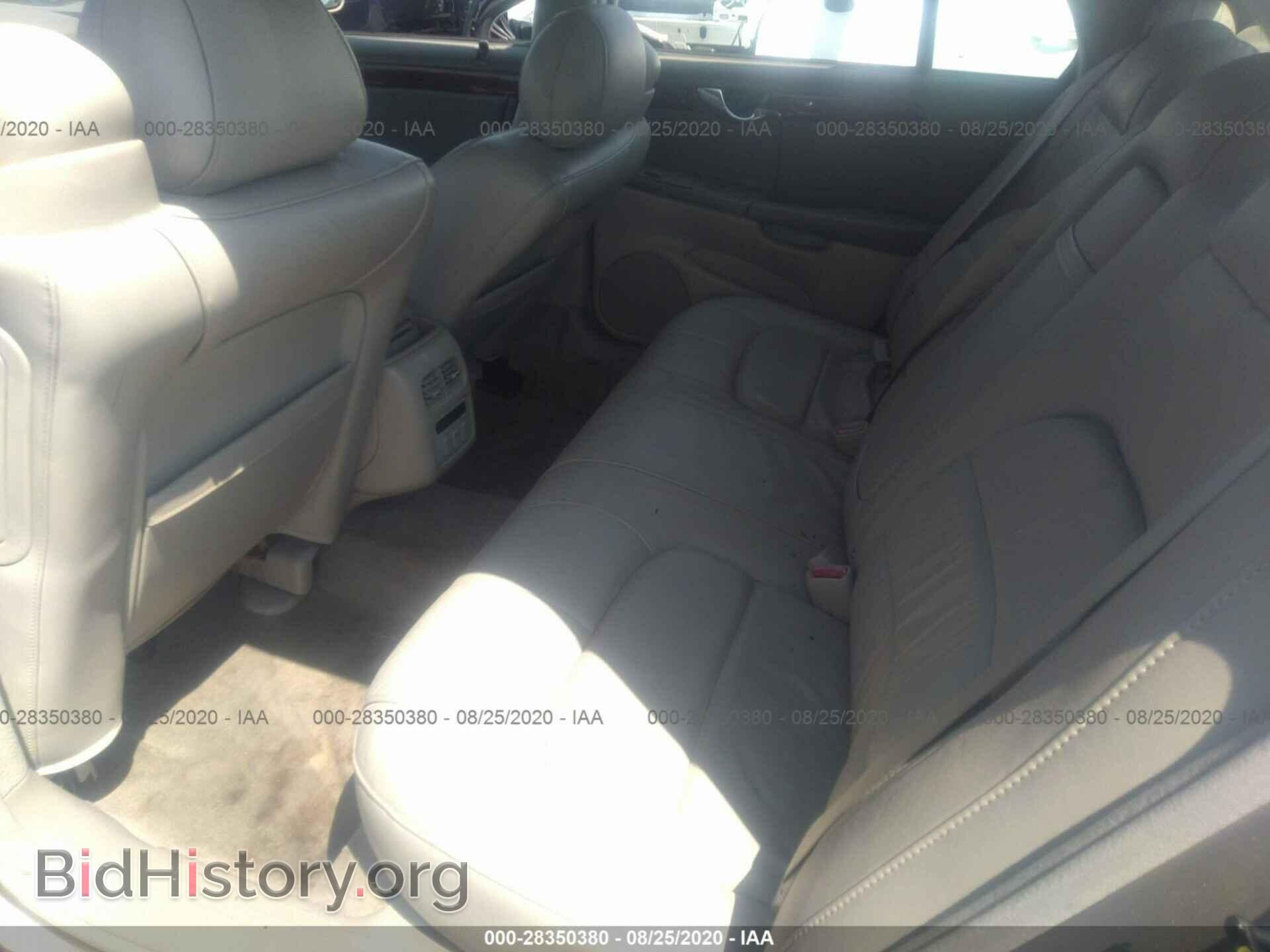 2004 CADILLAC DEVILLE - VIN: 1G6KD54Y44U100940 - Photo 8